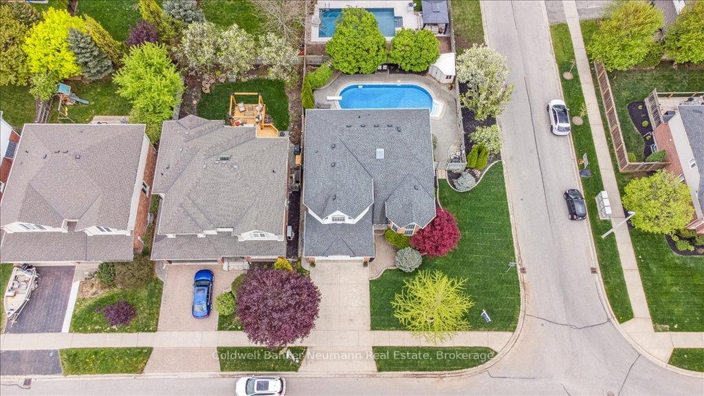 Photo 2 of 19 Miller Street, Guelph, Pineridge/Westminster Woods — HOMEH