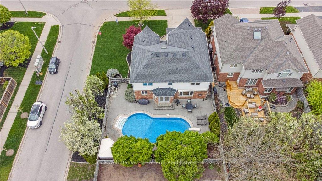 Photo 3 of 19 Miller Street, Guelph, Pineridge/Westminster Woods — HOMEH