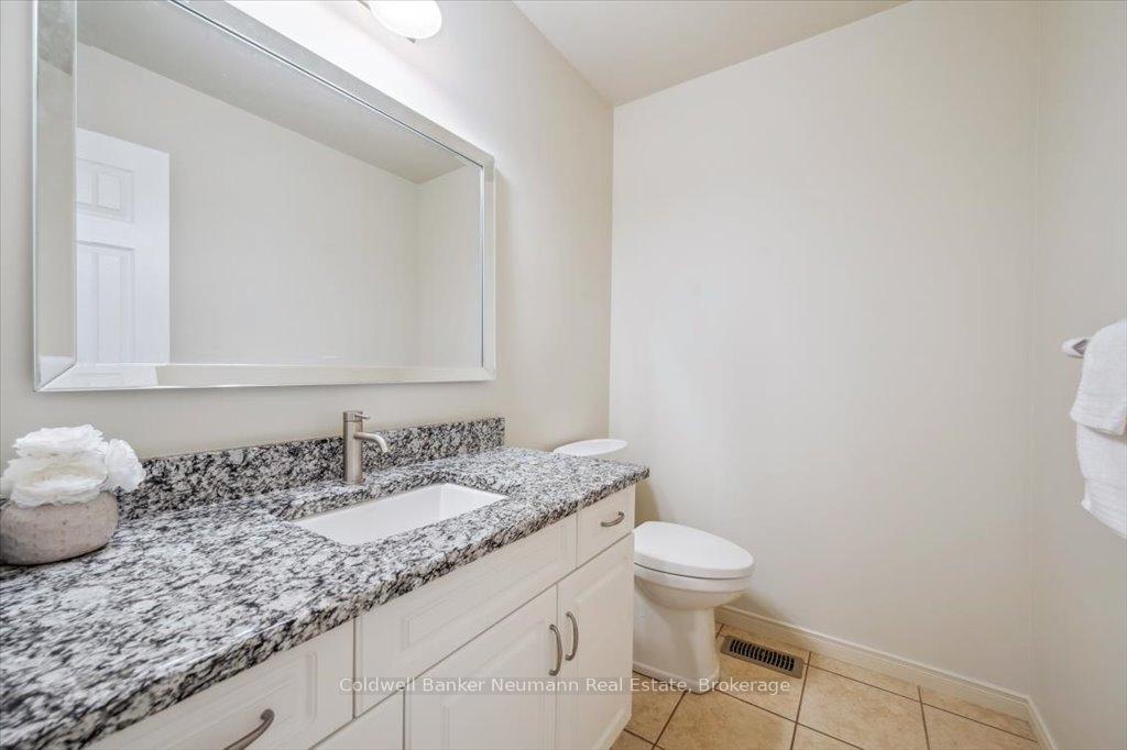 Photo 17 of 19 Miller Street, Guelph, Pineridge/Westminster Woods — HOMEH