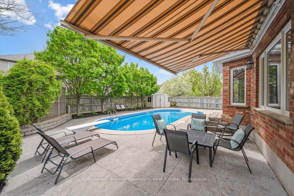 Photo 26 of 19 Miller Street, Guelph, Pineridge/Westminster Woods — HOMEH