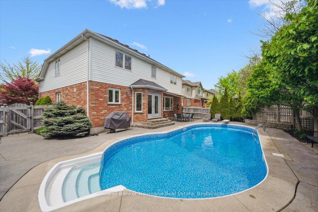 Photo 29 of 19 Miller Street, Guelph, Pineridge/Westminster Woods — HOMEH