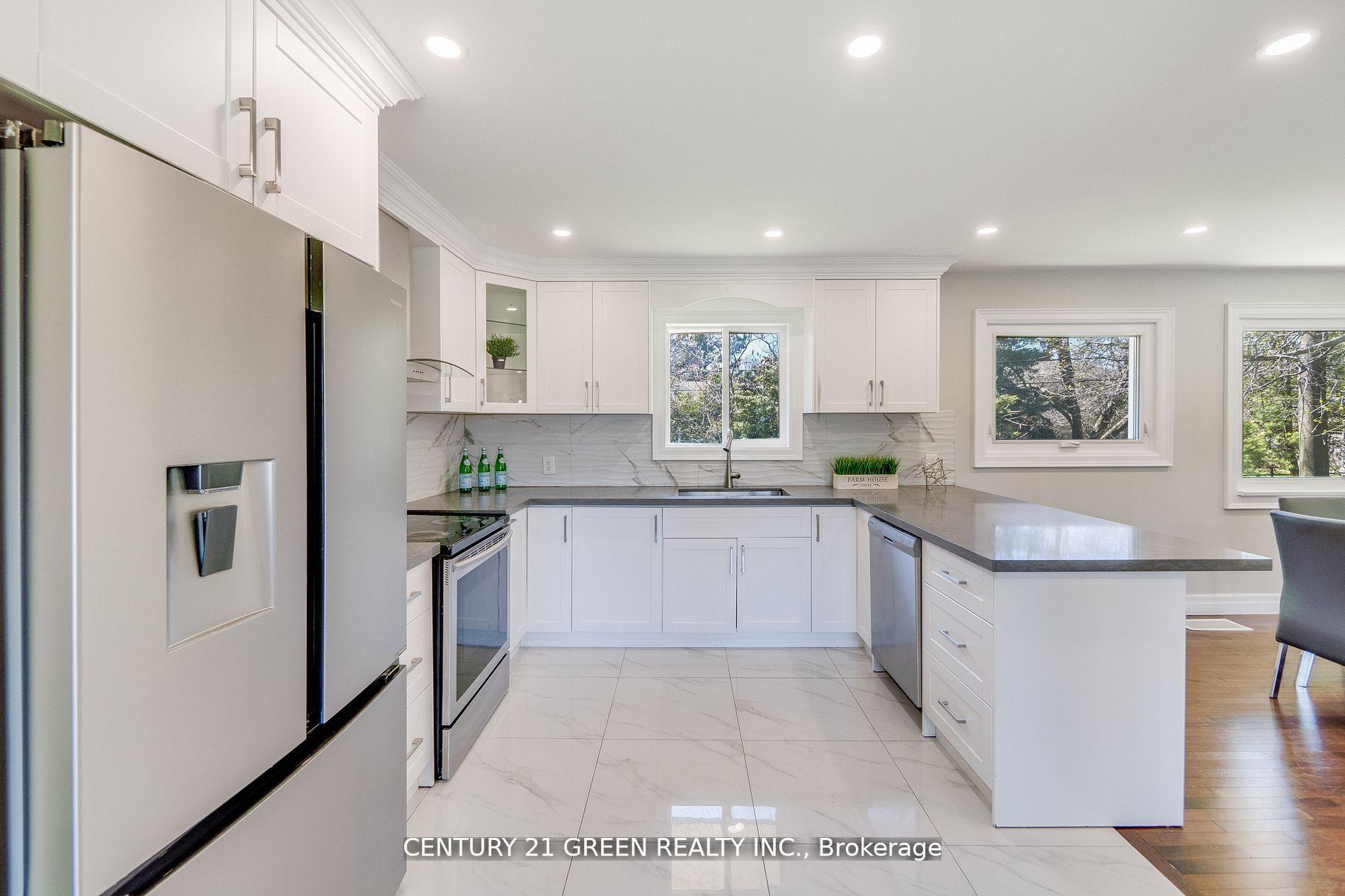 Photo 14 of 55 Regency Square, Scarborough, Guildwood — HOMEH