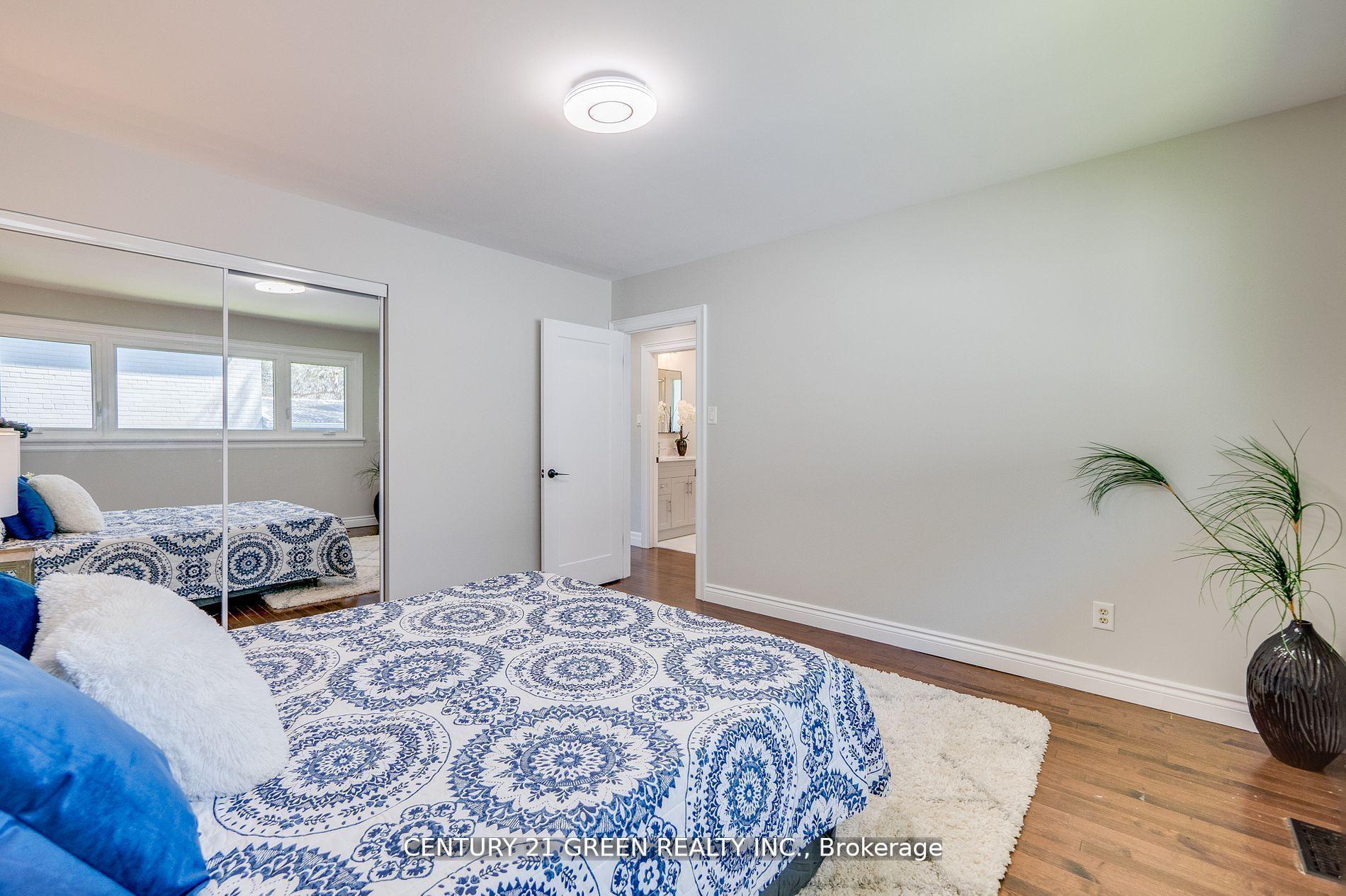 Photo 25 of 55 Regency Square, Scarborough, Guildwood — HOMEH