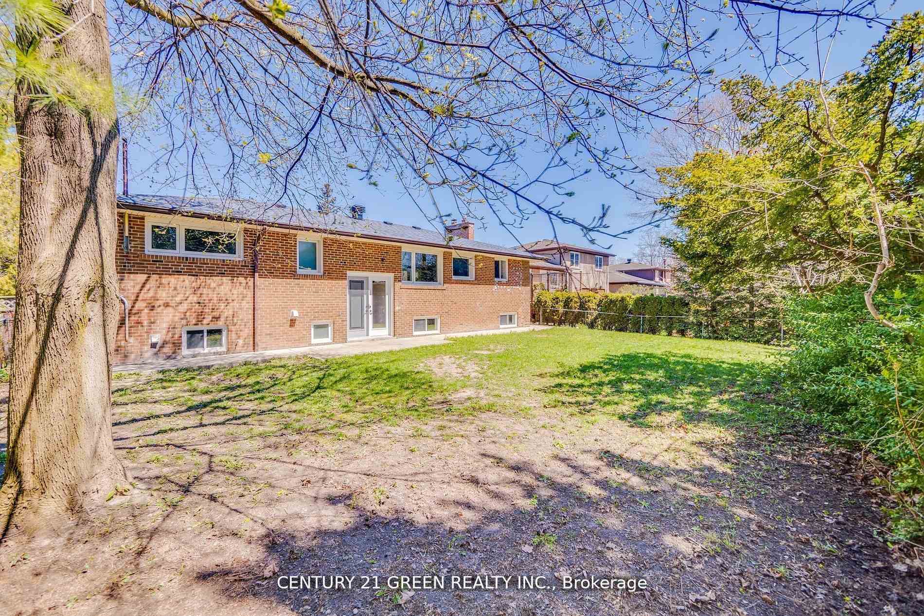 Photo 37 of 55 Regency Square, Scarborough, Guildwood — HOMEH