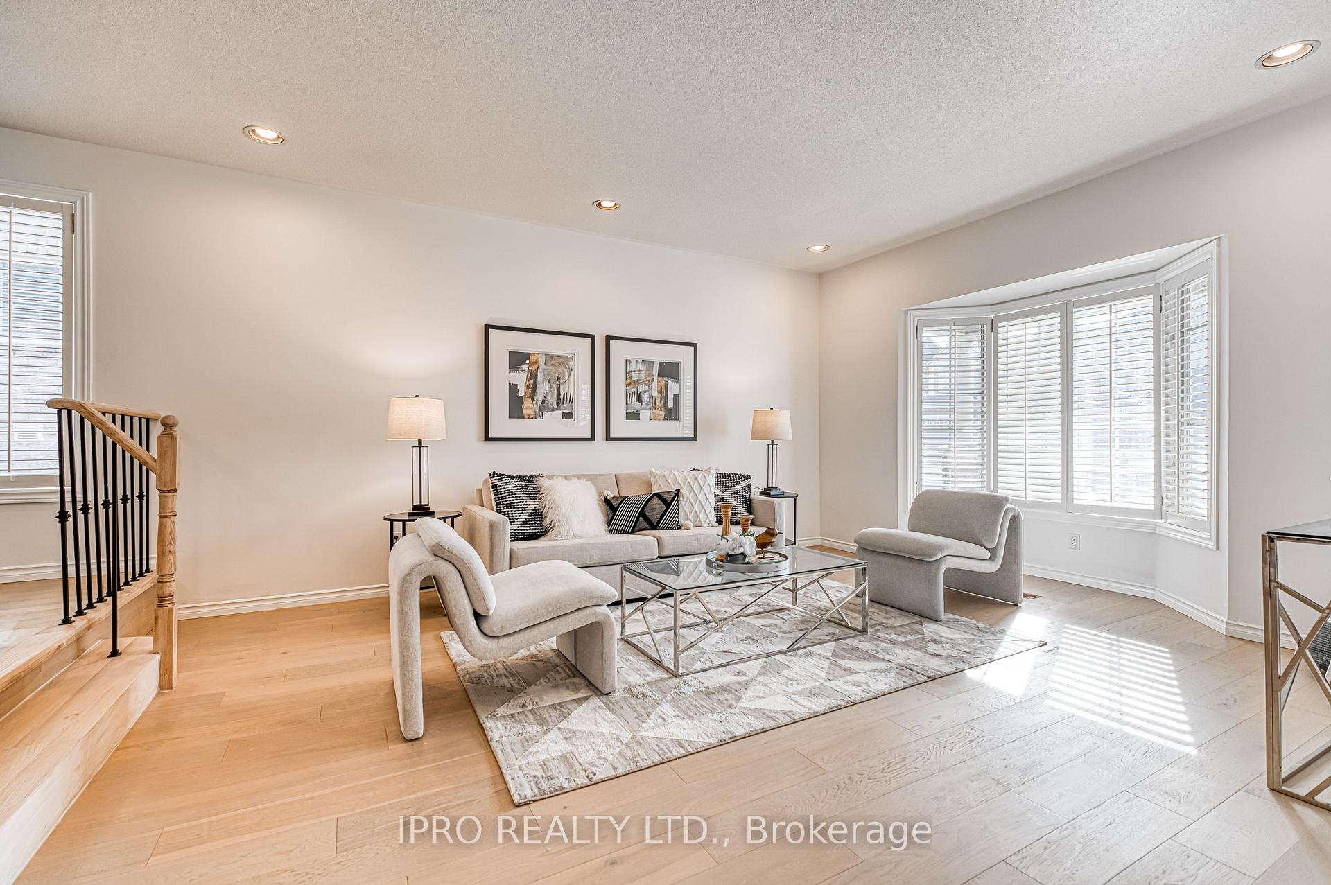 Photo 5 of 462 Delaney Drive, Ajax, Central West — HOMEH