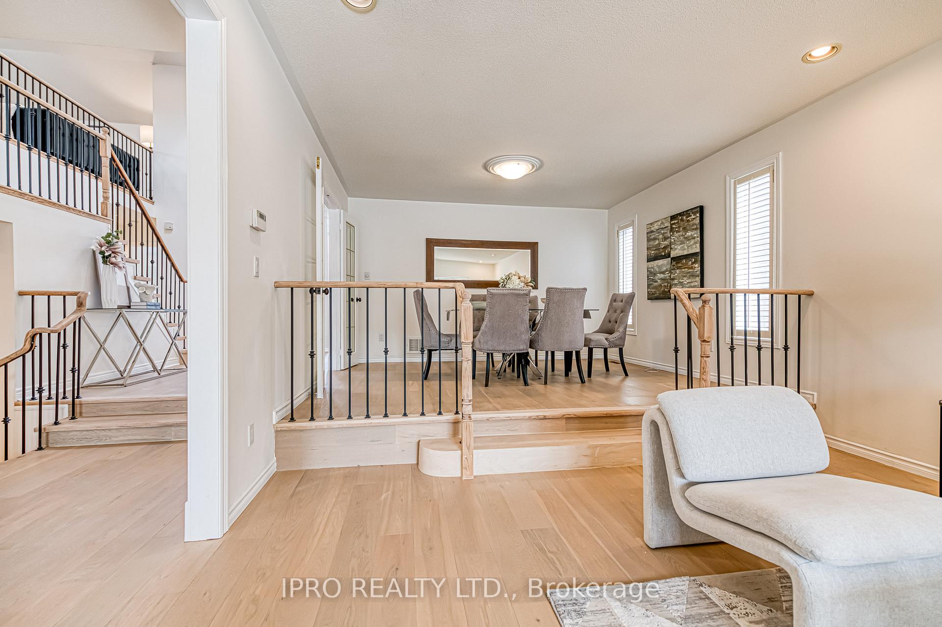 Photo 10 of 462 Delaney Drive, Ajax, Central West — HOMEH