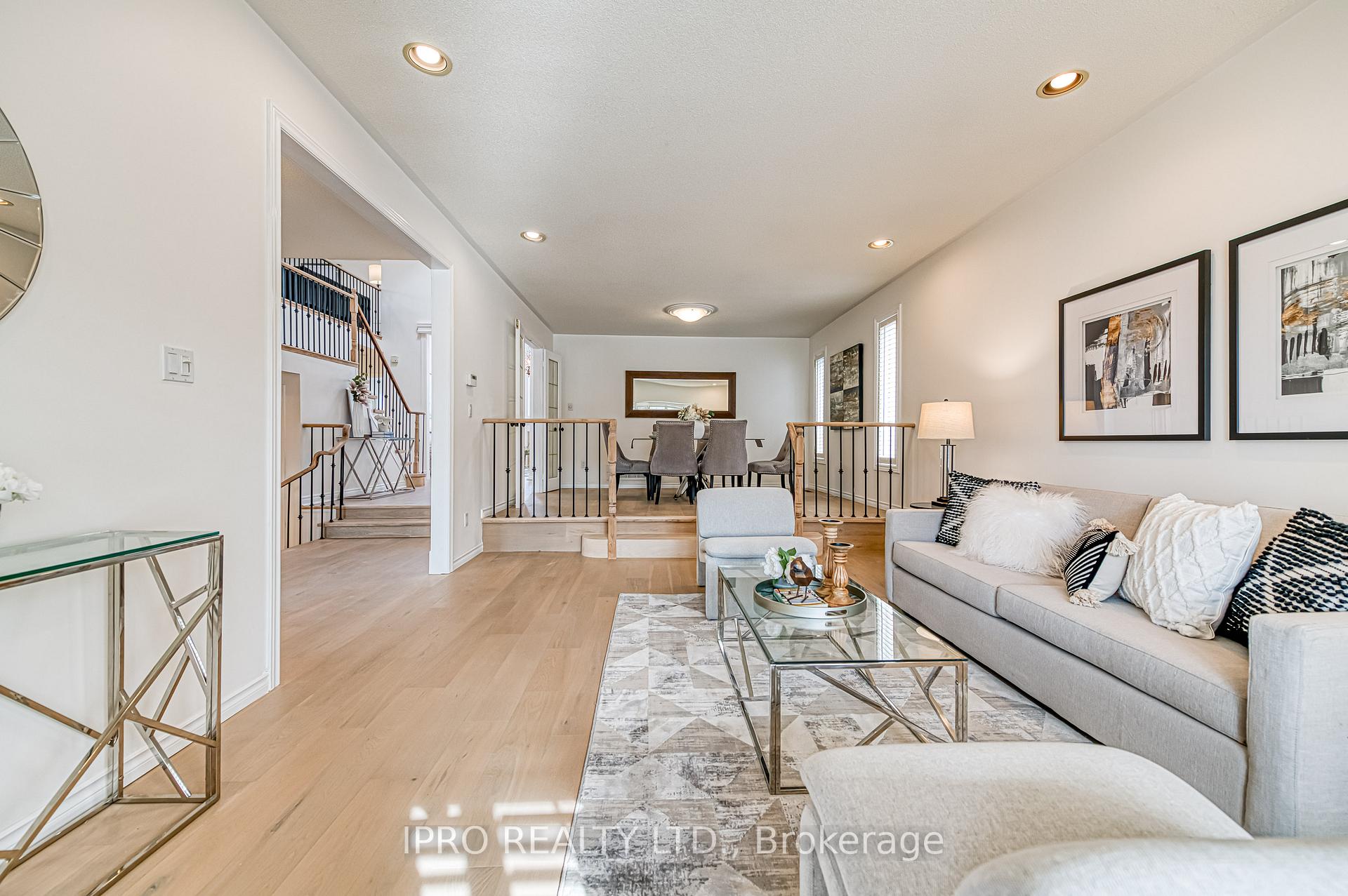 Photo 13 of 462 Delaney Drive, Ajax, Central West — HOMEH
