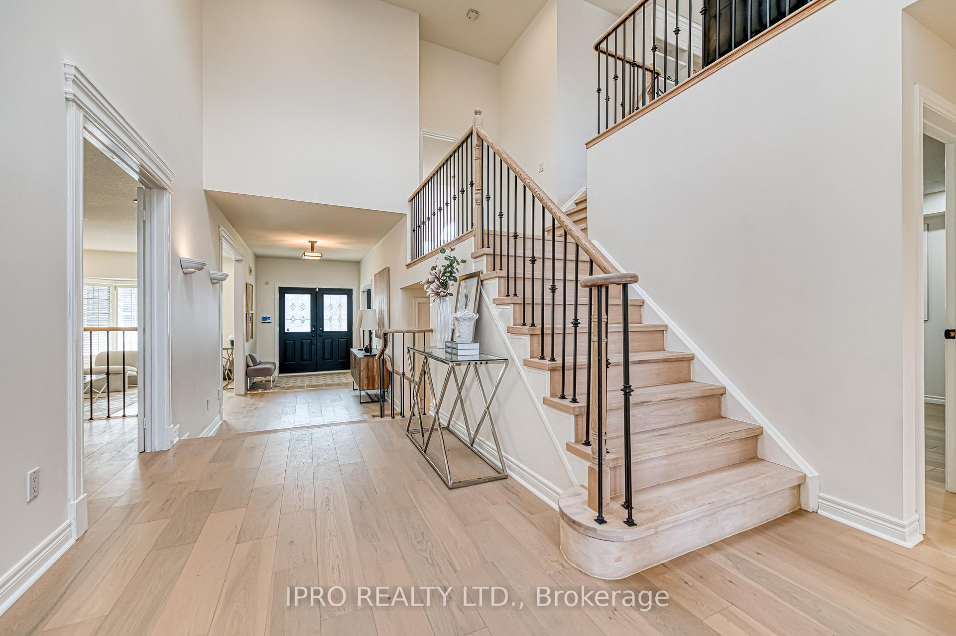 Photo 15 of 462 Delaney Drive, Ajax, Central West — HOMEH