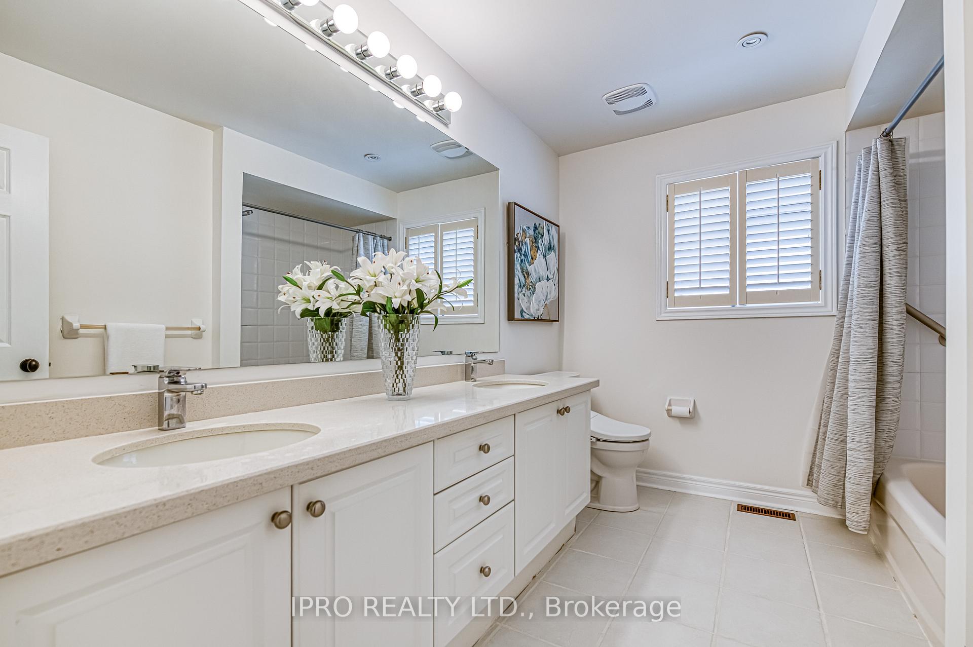 Photo 23 of 462 Delaney Drive, Ajax, Central West — HOMEH