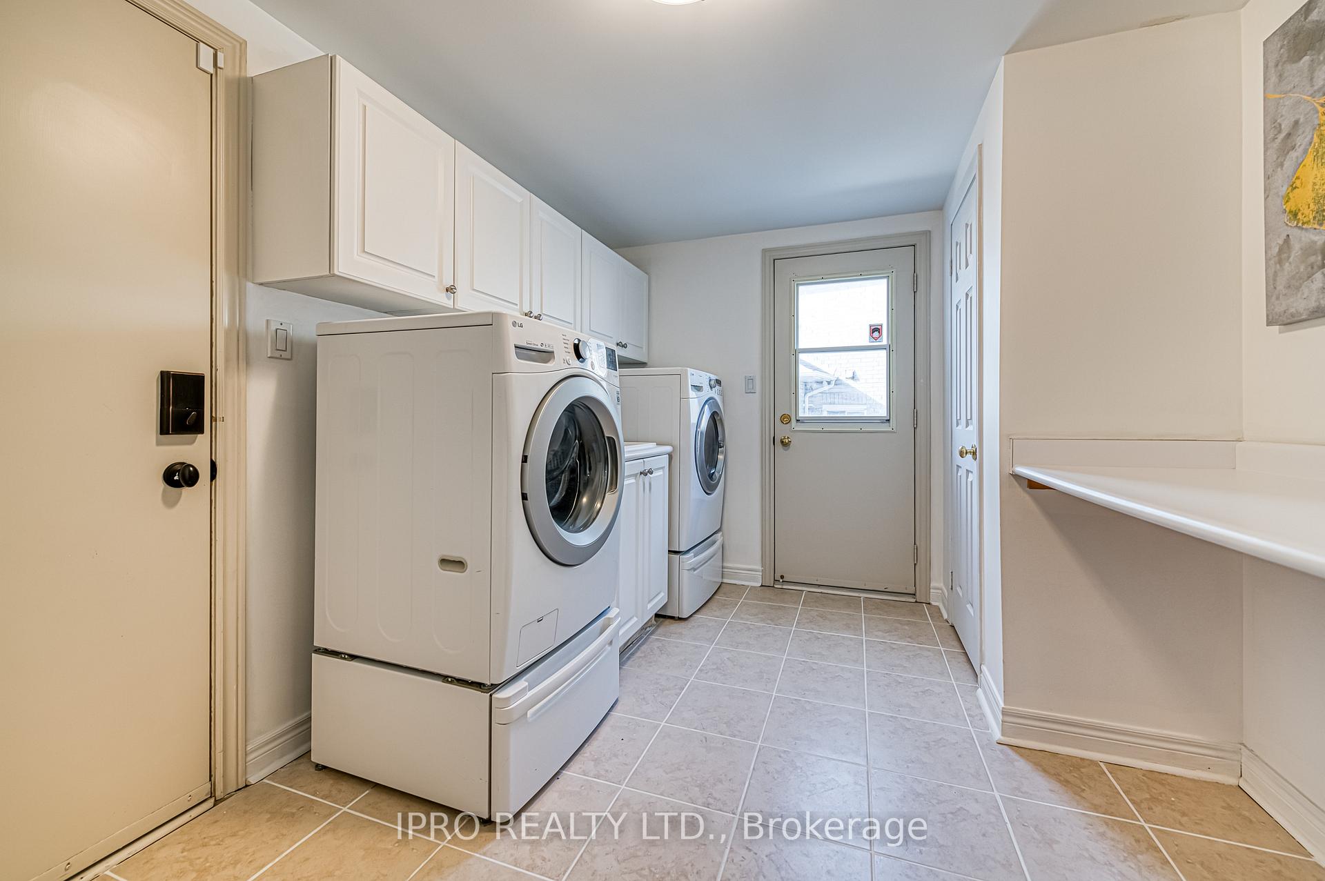 Photo 31 of 462 Delaney Drive, Ajax, Central West — HOMEH