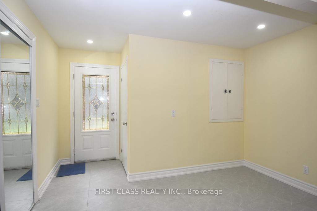 Photo 11 of 270 Davis Drive, Uxbridge, Rural Uxbridge — HOMEH