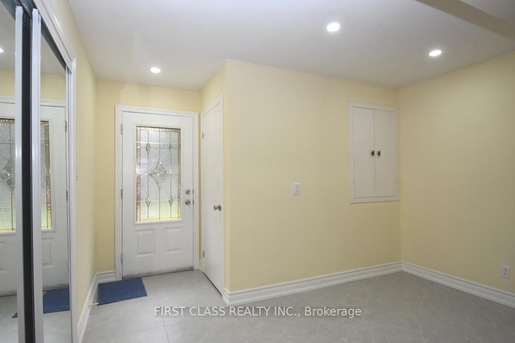 Photo 10 of 270 Davis Drive, Uxbridge, Rural Uxbridge — HOMEH