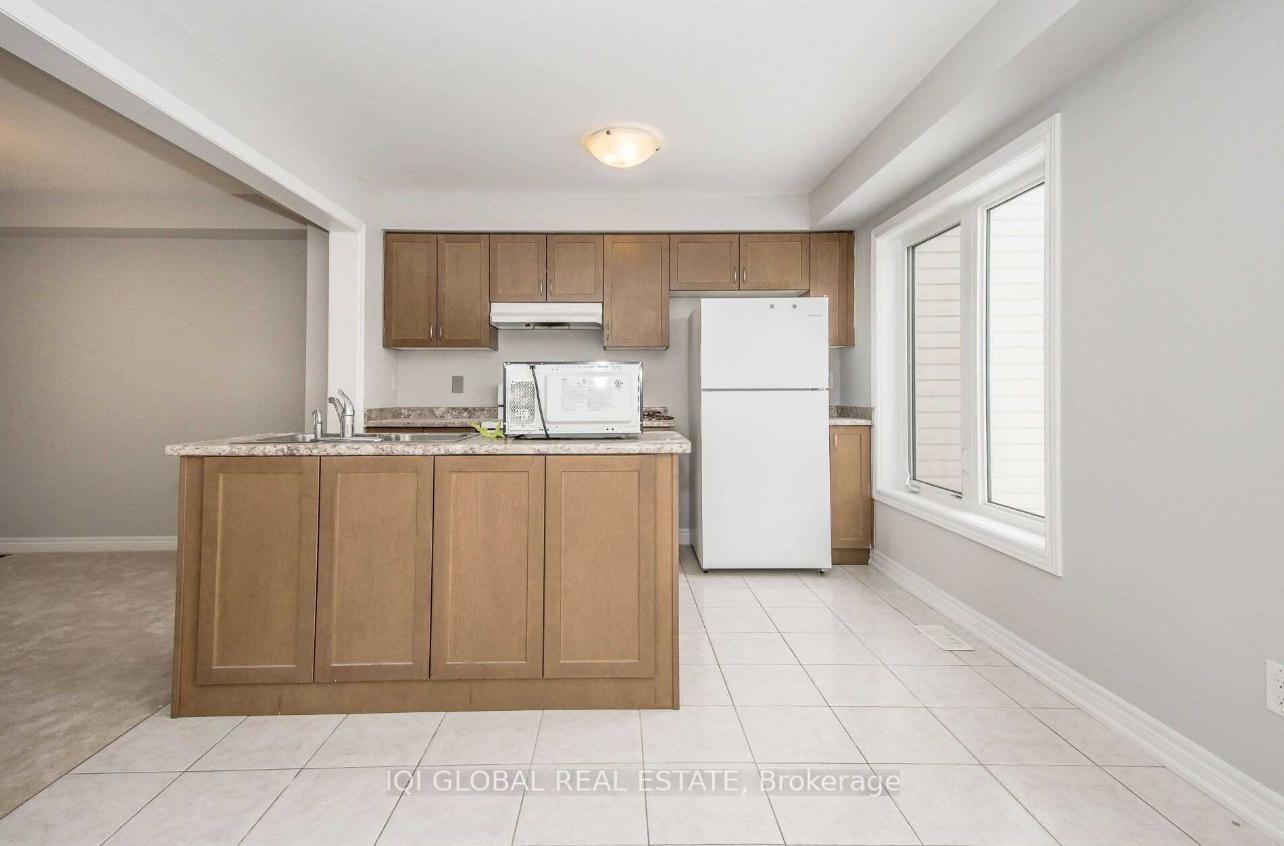 Photo 8 of Unit 37, 470 Linden rive Drive, Cambridge — HOMEH