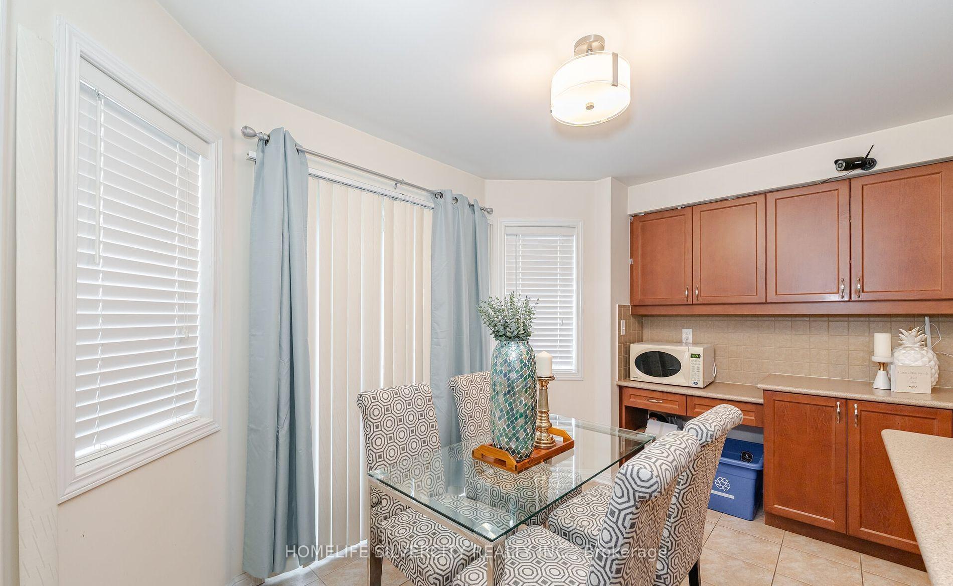Photo 16 of 33 Bloom Drive, Brampton, Bram East — HOMEH