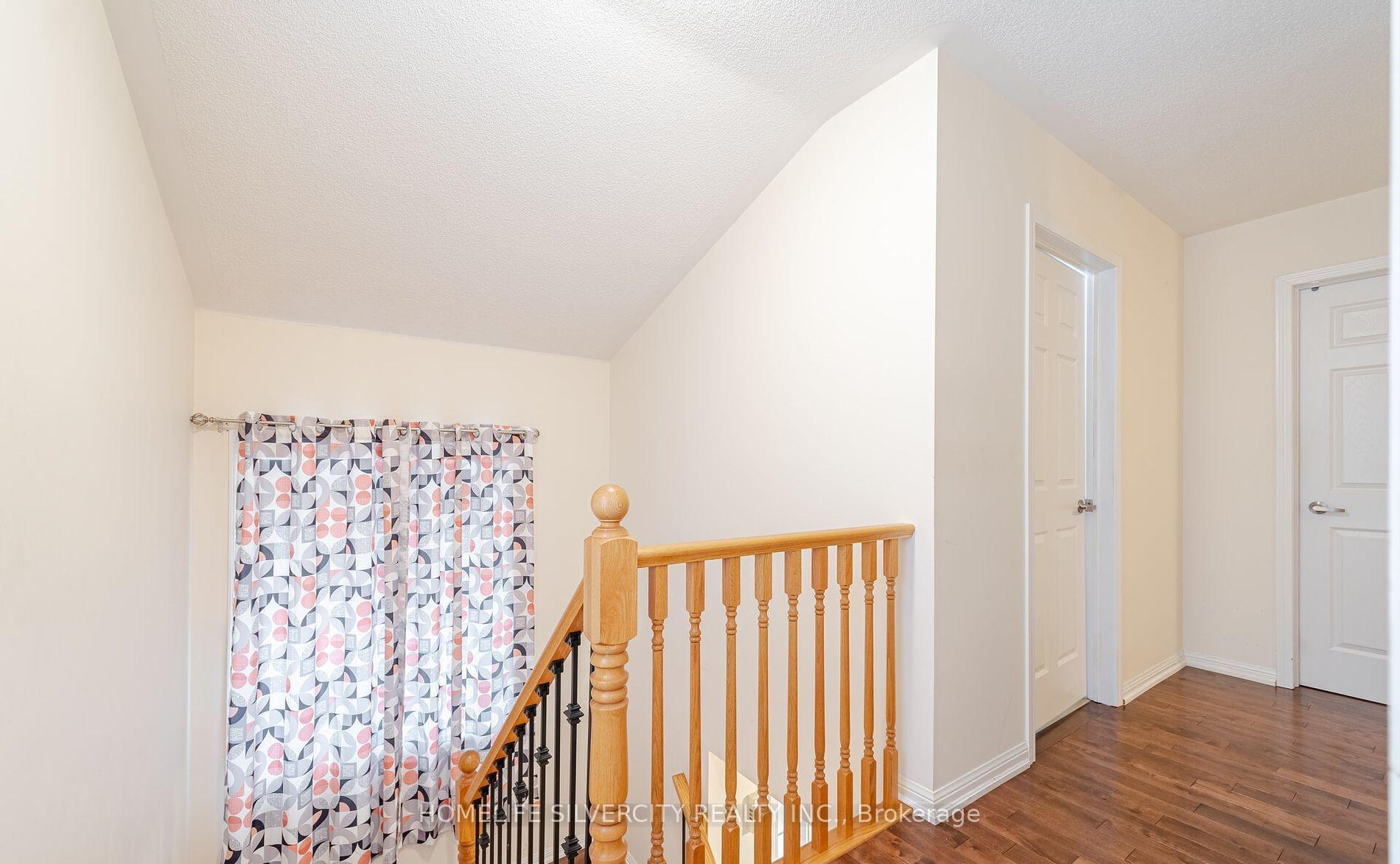 Photo 20 of 33 Bloom Drive, Brampton, Bram East — HOMEH