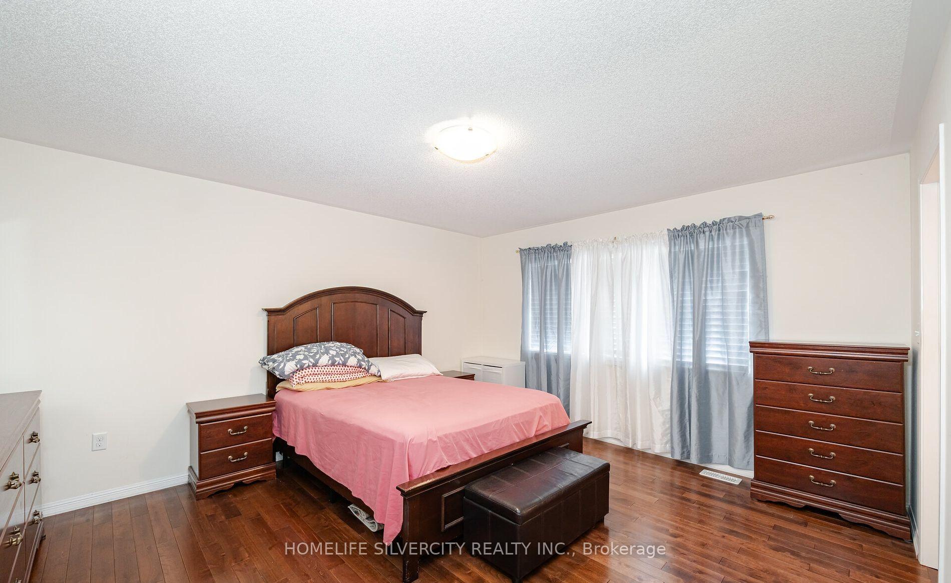Photo 21 of 33 Bloom Drive, Brampton, Bram East — HOMEH