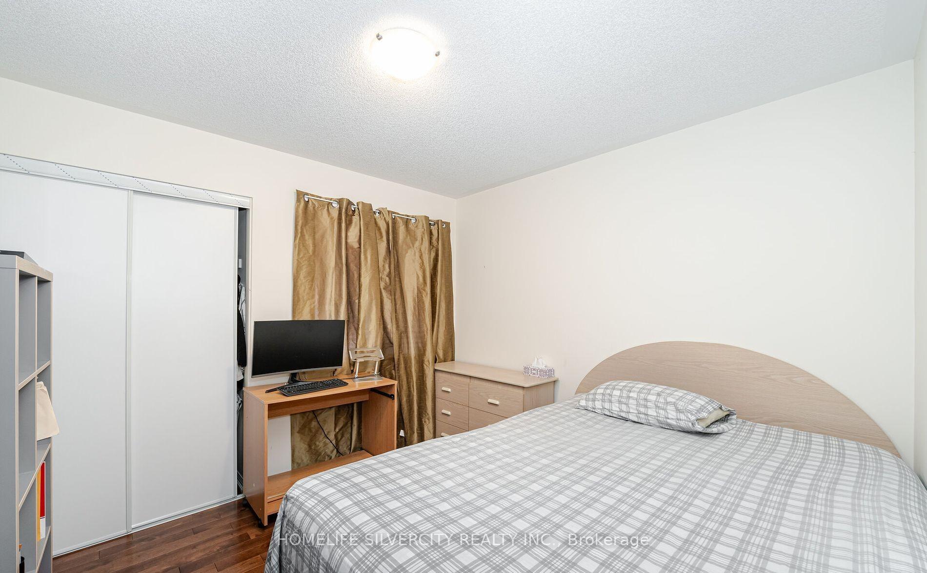Photo 31 of 33 Bloom Drive, Brampton, Bram East — HOMEH