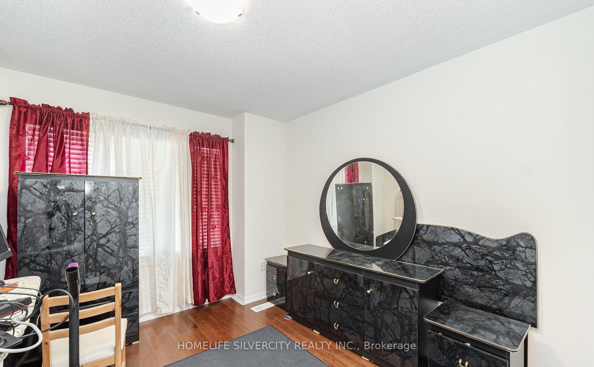 Photo 30 of 33 Bloom Drive, Brampton, Bram East — HOMEH