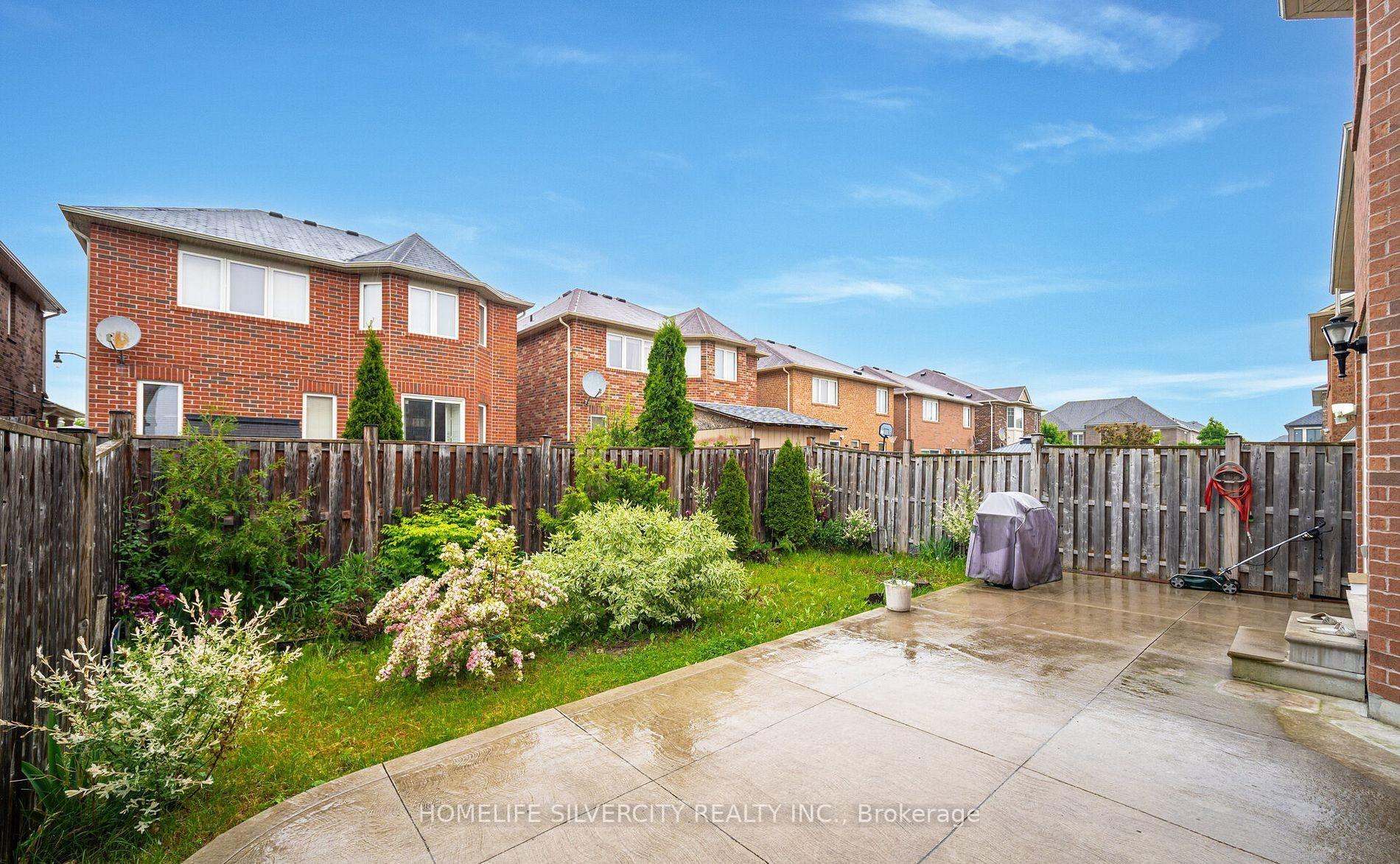 Photo 33 of 33 Bloom Drive, Brampton, Bram East — HOMEH