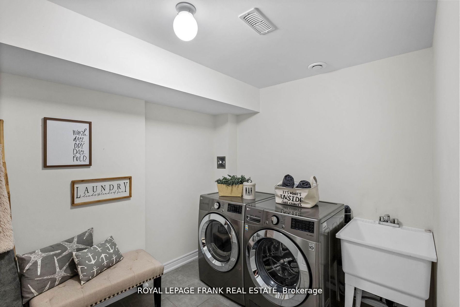 Photo 26 of 37 Donald Powell Crescent, Clarington, Newcastle — HOMEH