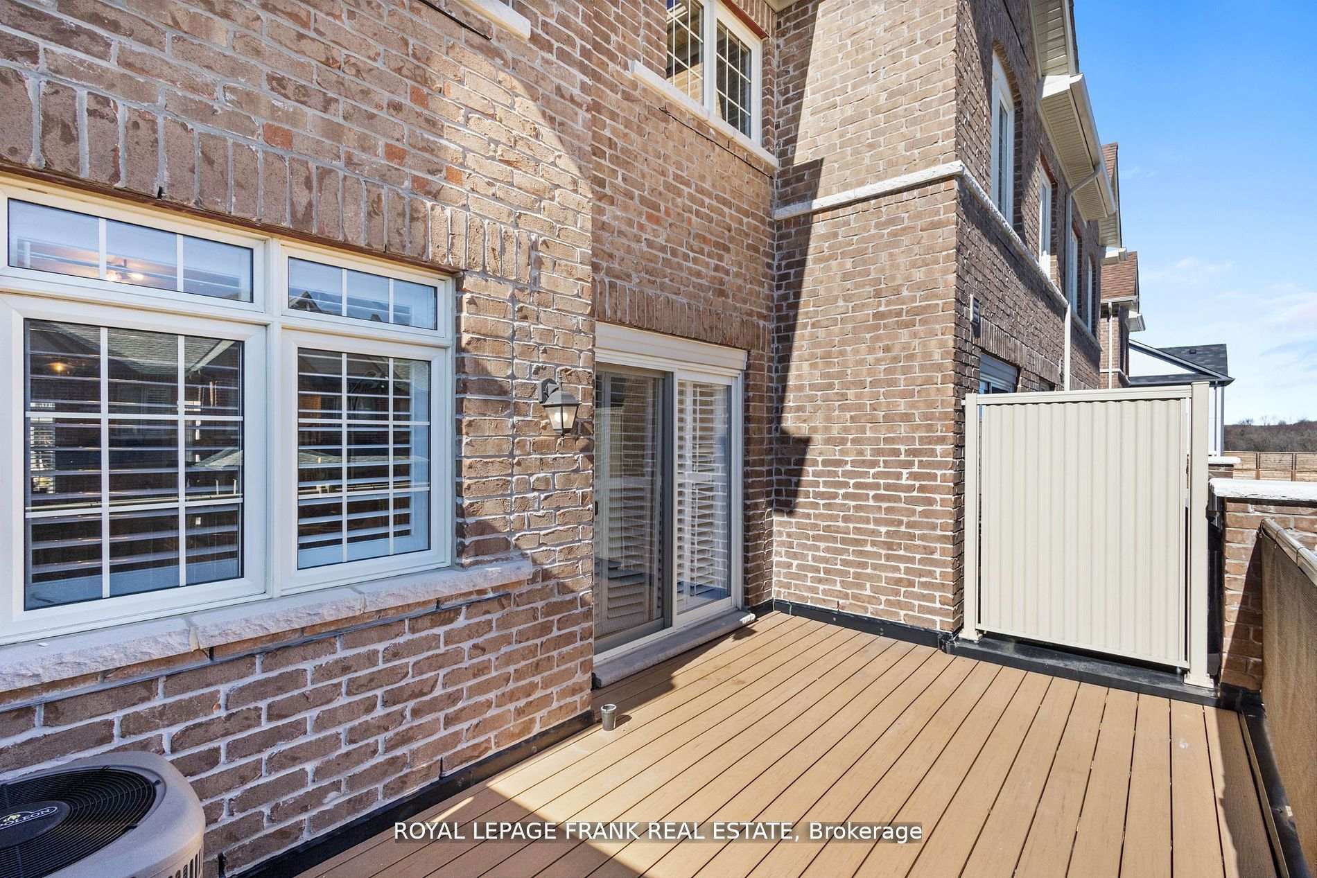 Photo 31 of 37 Donald Powell Crescent, Clarington, Newcastle — HOMEH