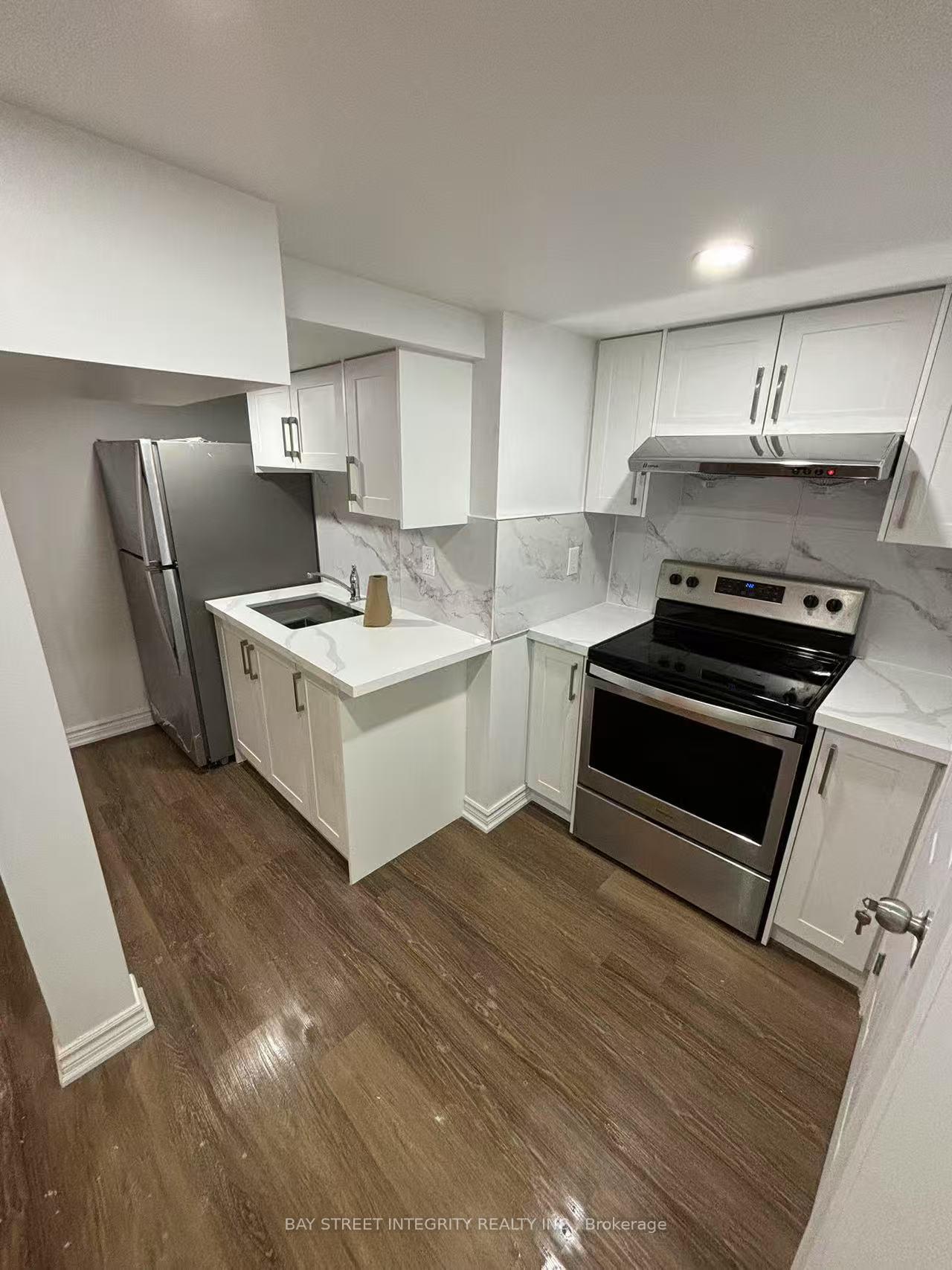 Photo 3 of 9 Mohandas Drive, Markham, Cedarwood — HOMEH
