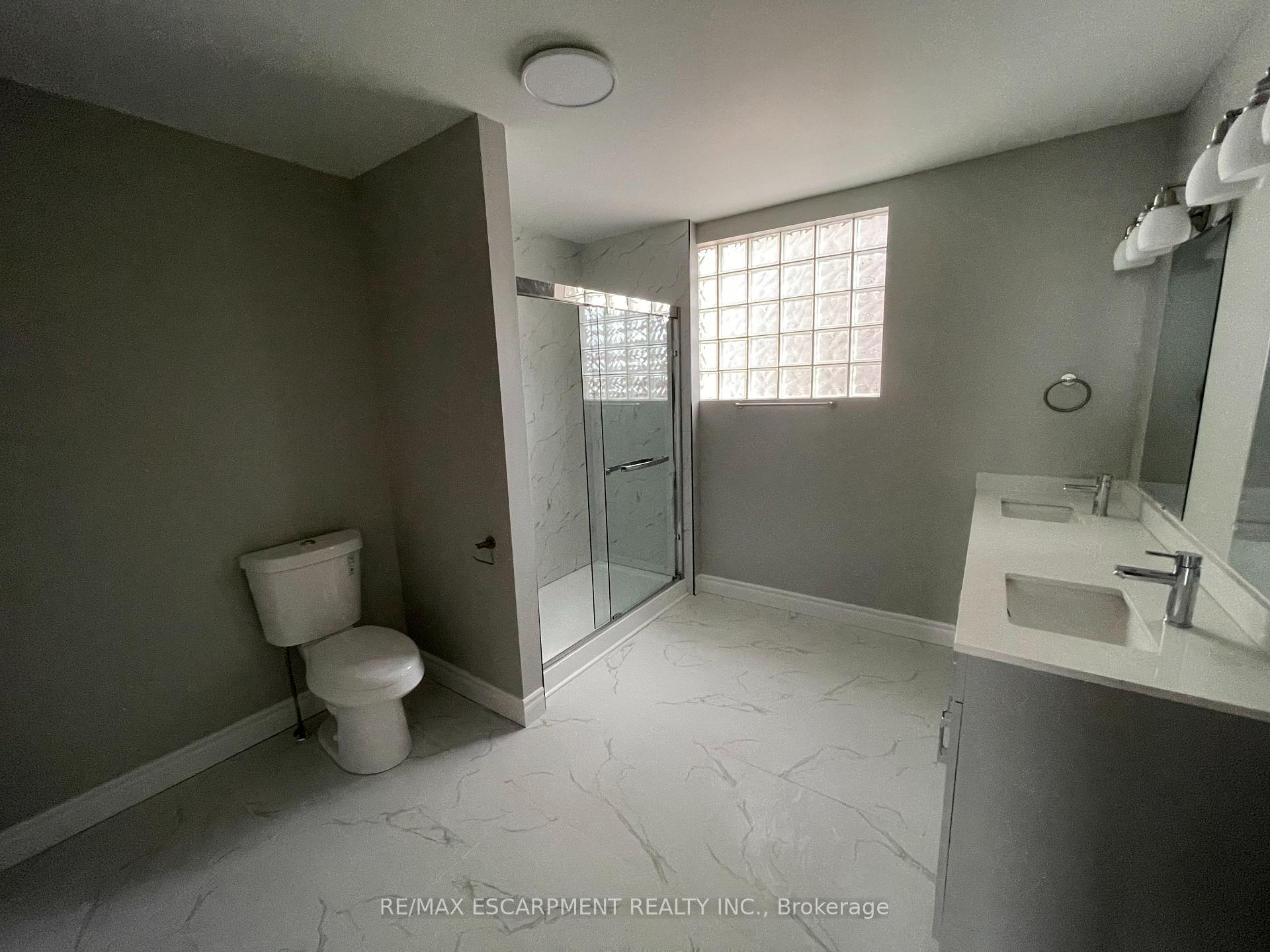 Photo 6 of Unit 2, 175 Gray Road, Hamilton, Riverdale — HOMEH