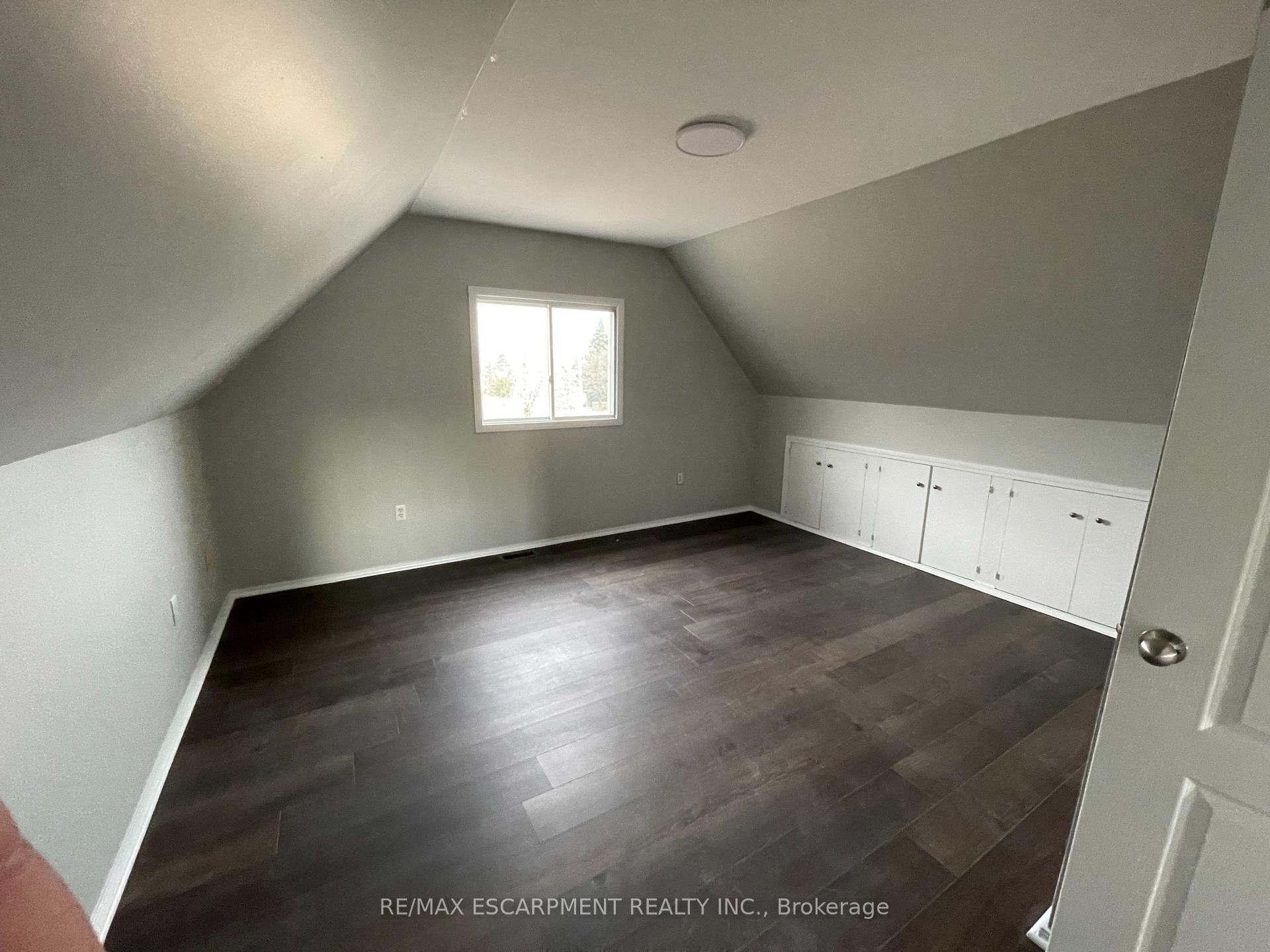 Photo 10 of Unit 2, 175 Gray Road, Hamilton, Riverdale — HOMEH