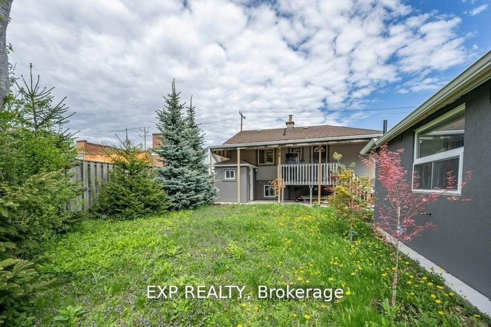 Front of Unit 14, 692 Birchmount Road