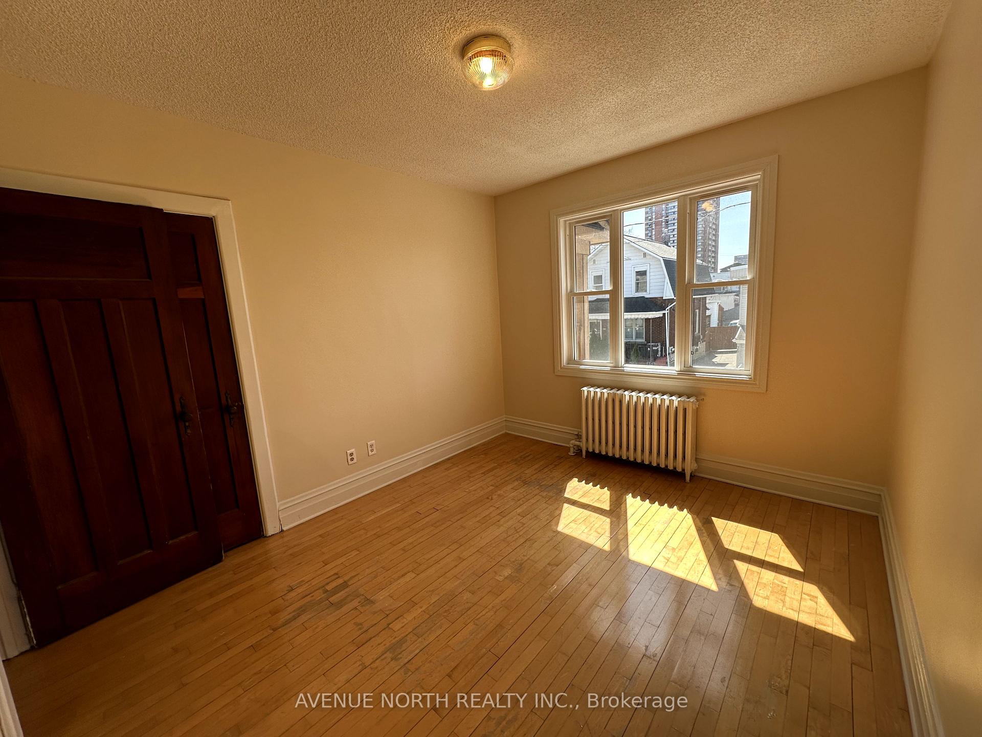 Photo 7 of 73 Poplar Street, Ottawa, West Centre Town — HOMEH