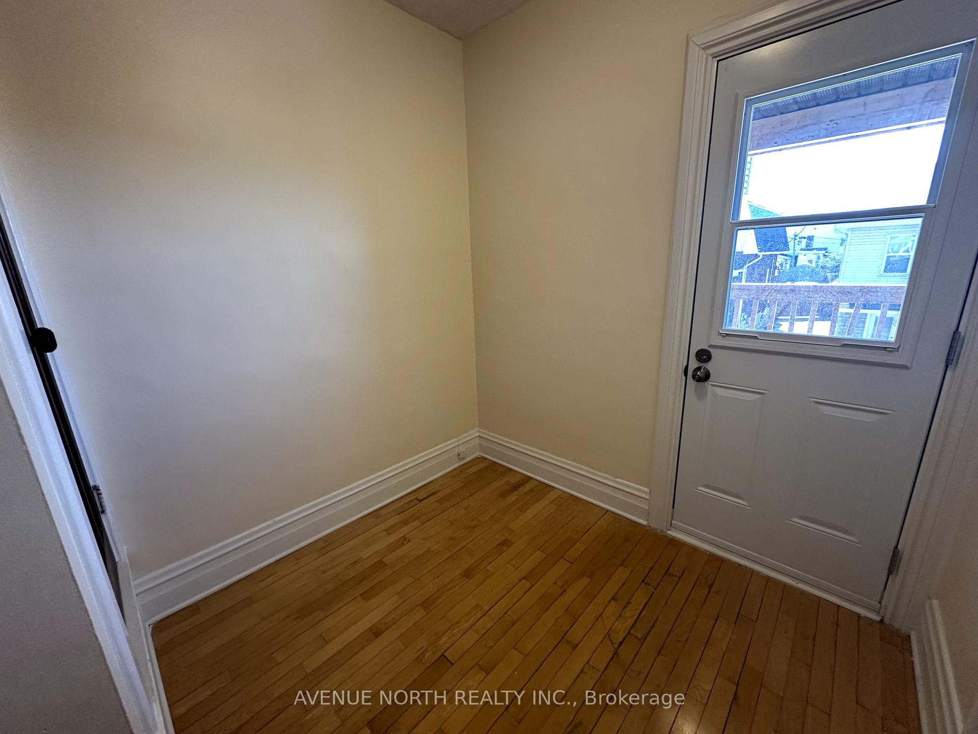 Photo 17 of 73 Poplar Street, Ottawa, West Centre Town — HOMEH