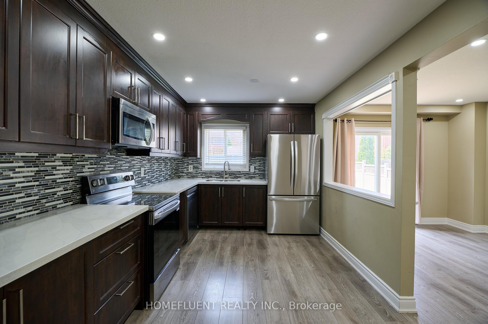 Photo 5 of 90 Snowdrop Cres, Kitchener, Larentian West — HOMEH