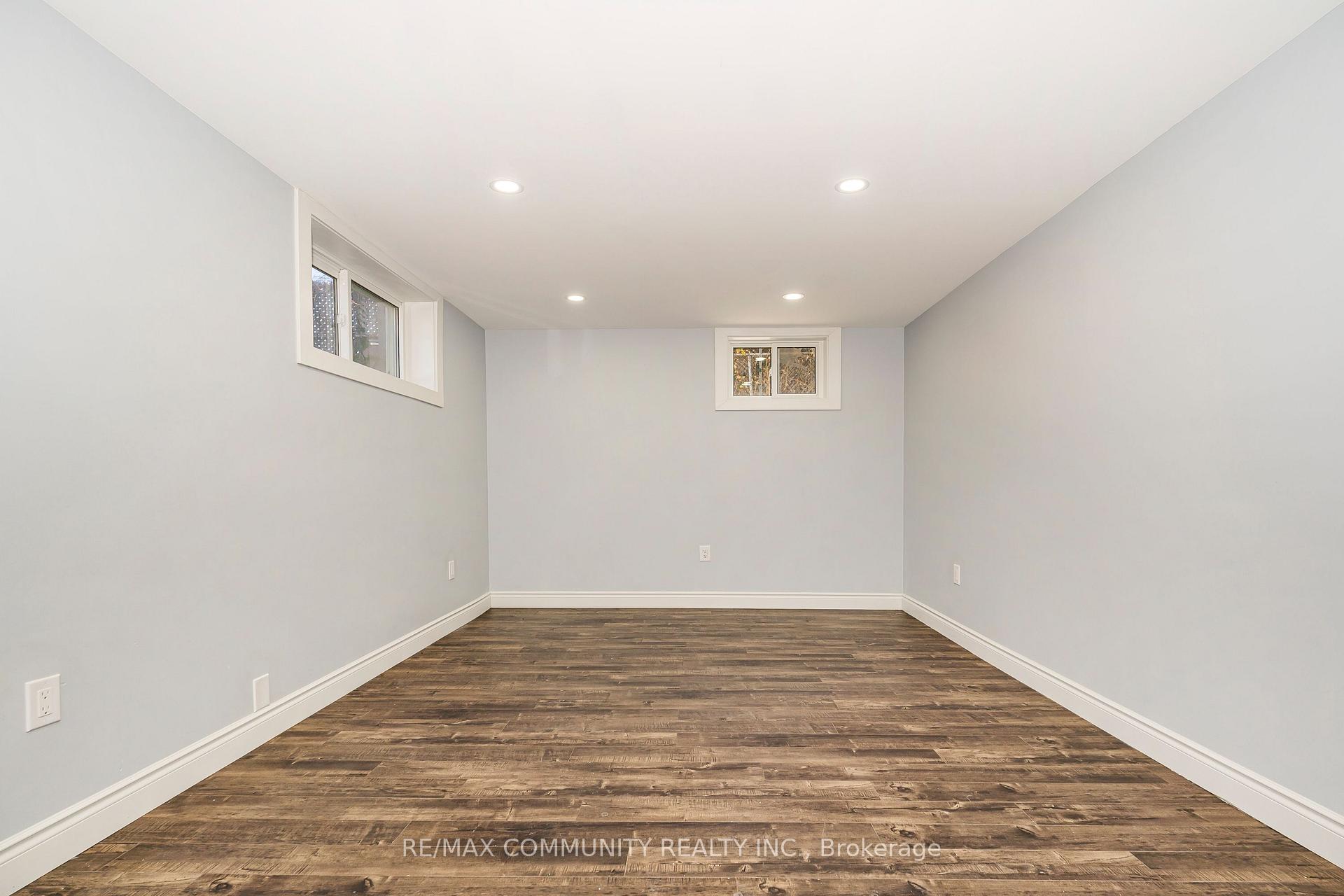 Photo 9 of 36 Jones Avenue, Oshawa, Centennial — HOMEH