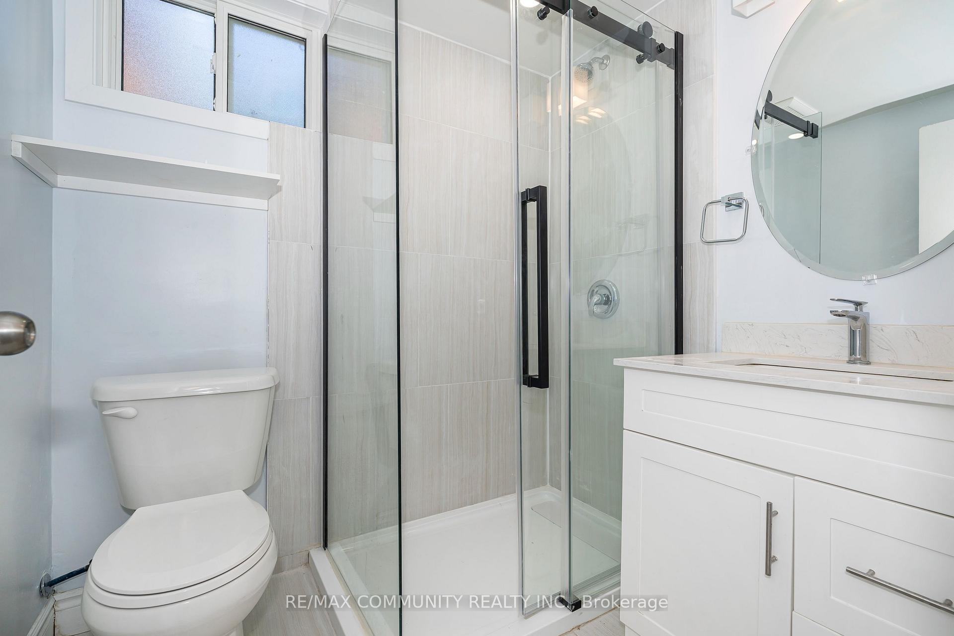 Photo 18 of 36 Jones Avenue, Oshawa, Centennial — HOMEH