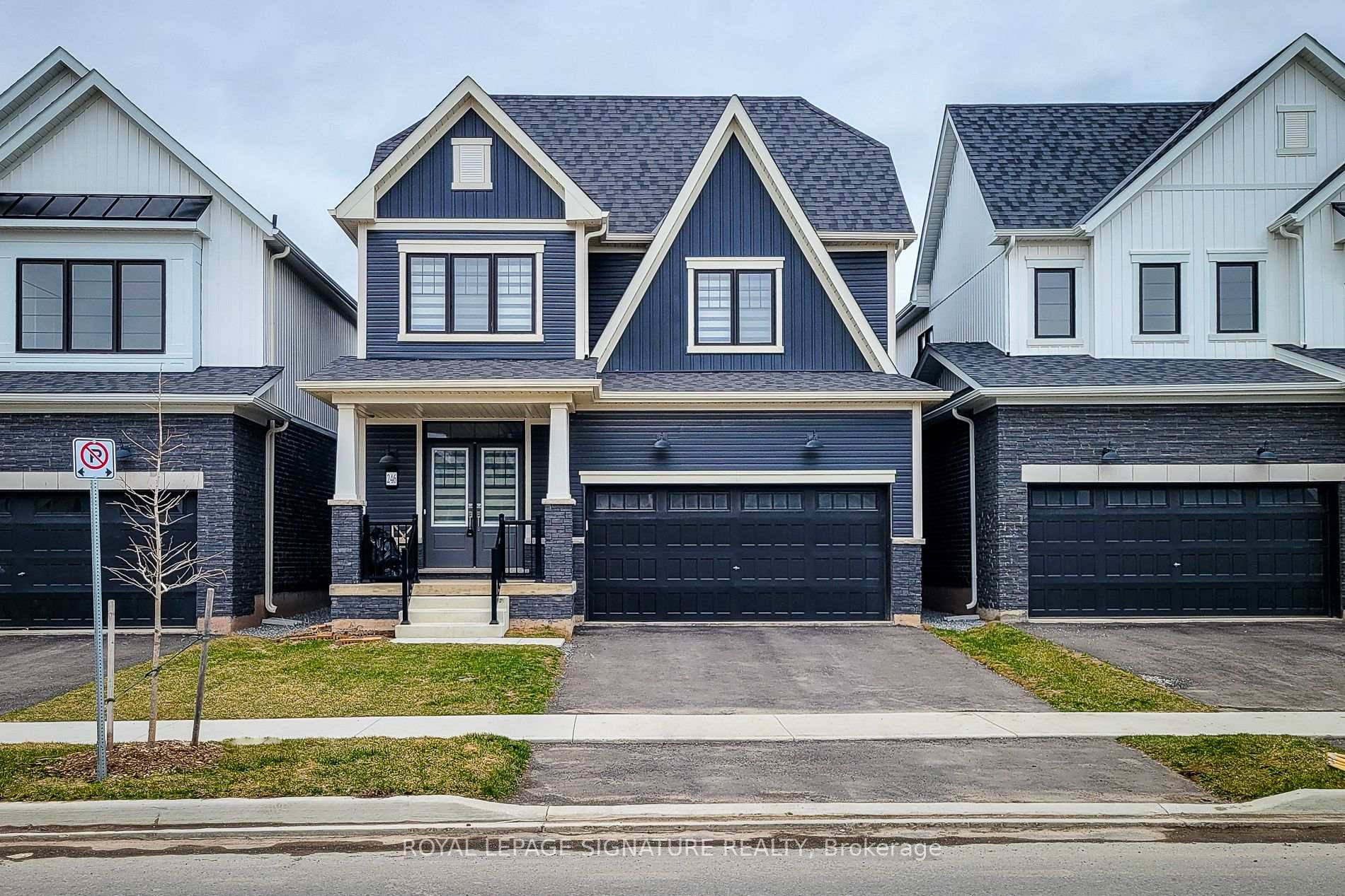 Photo 1 of 246 Eastbridge Avenue, Welland, Dain City — HOMEH