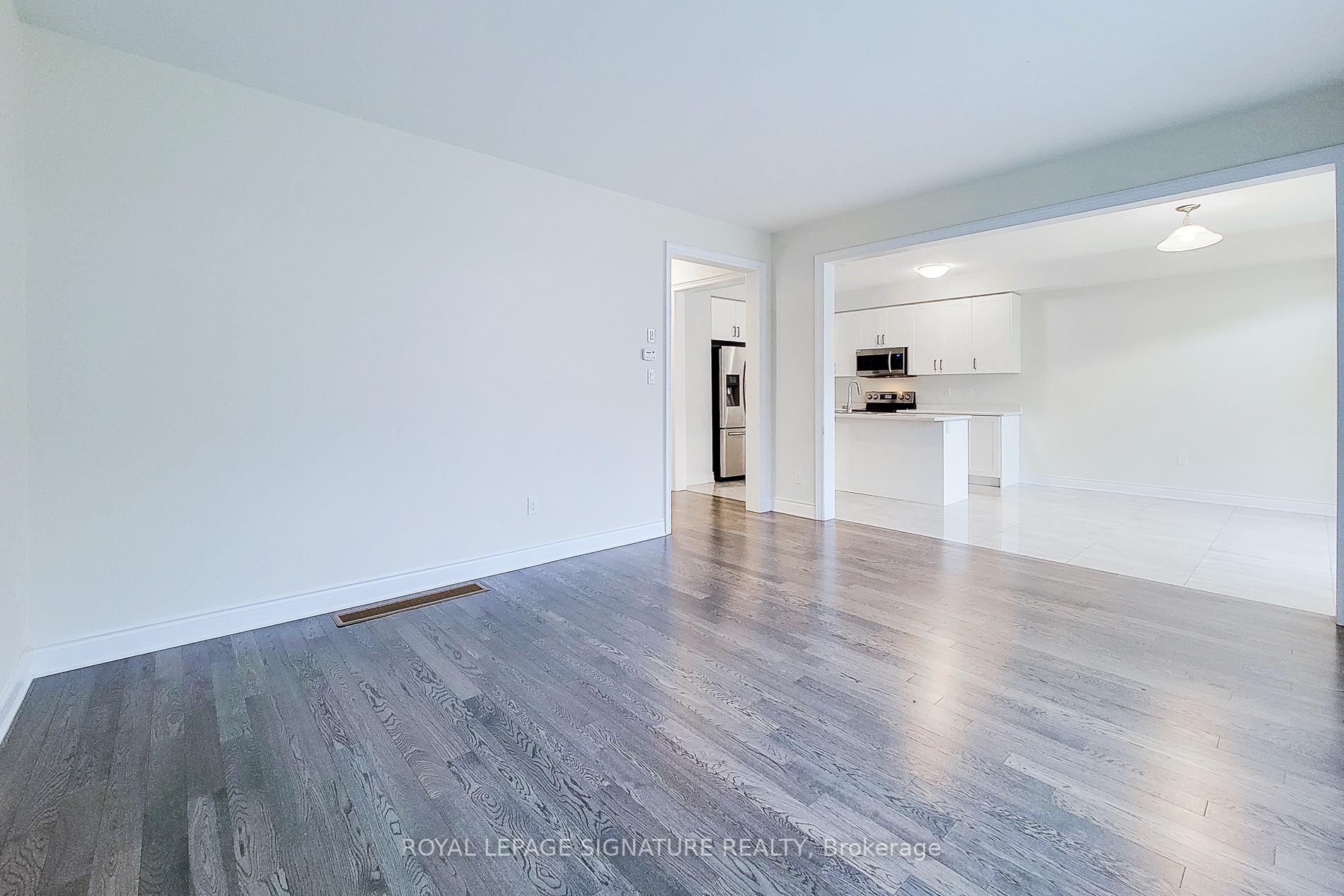 Photo 9 of 246 Eastbridge Avenue, Welland, Dain City — HOMEH