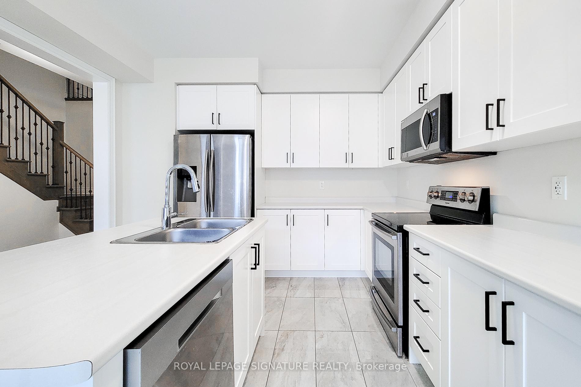 Photo 14 of 246 Eastbridge Avenue, Welland, Dain City — HOMEH