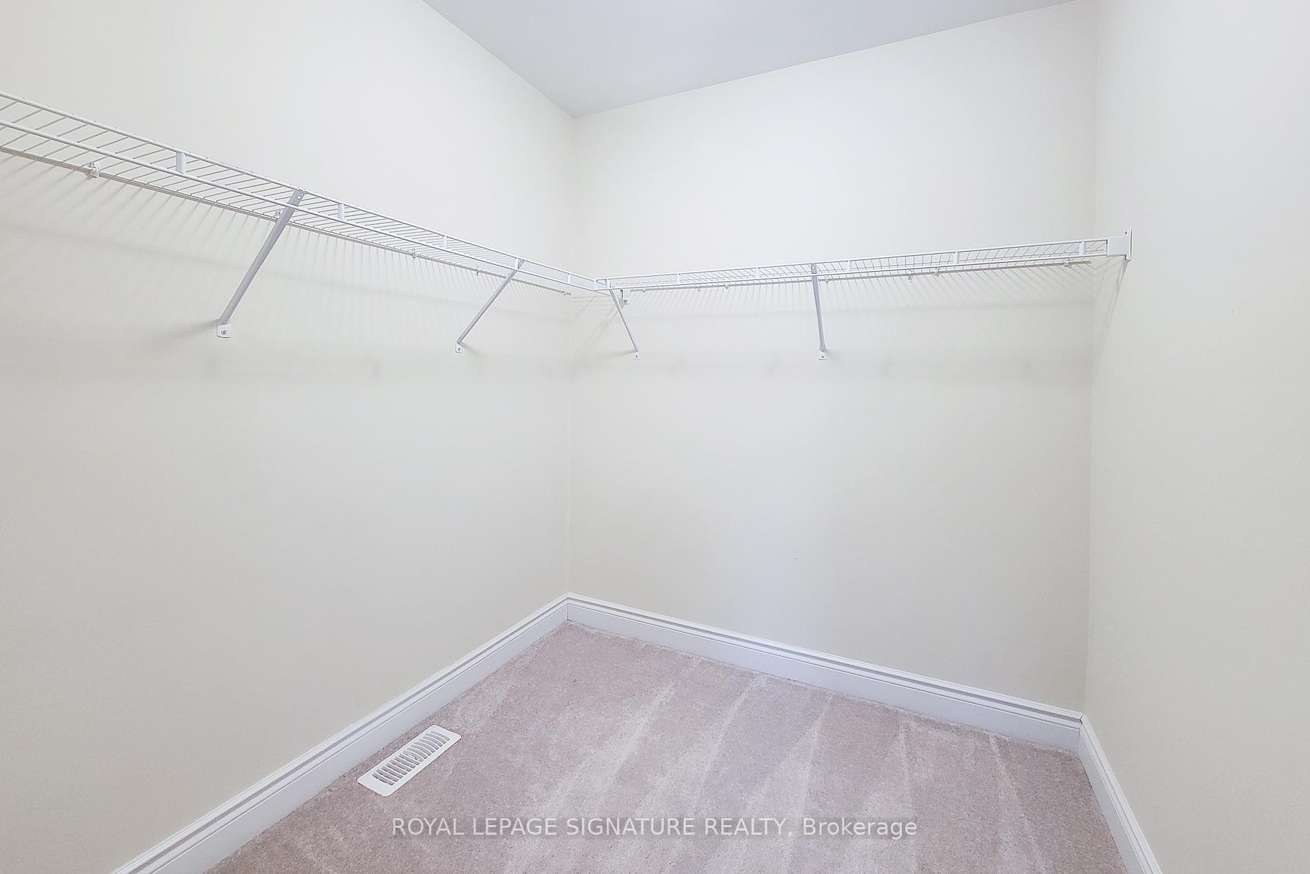 Photo 25 of 246 Eastbridge Avenue, Welland, Dain City — HOMEH