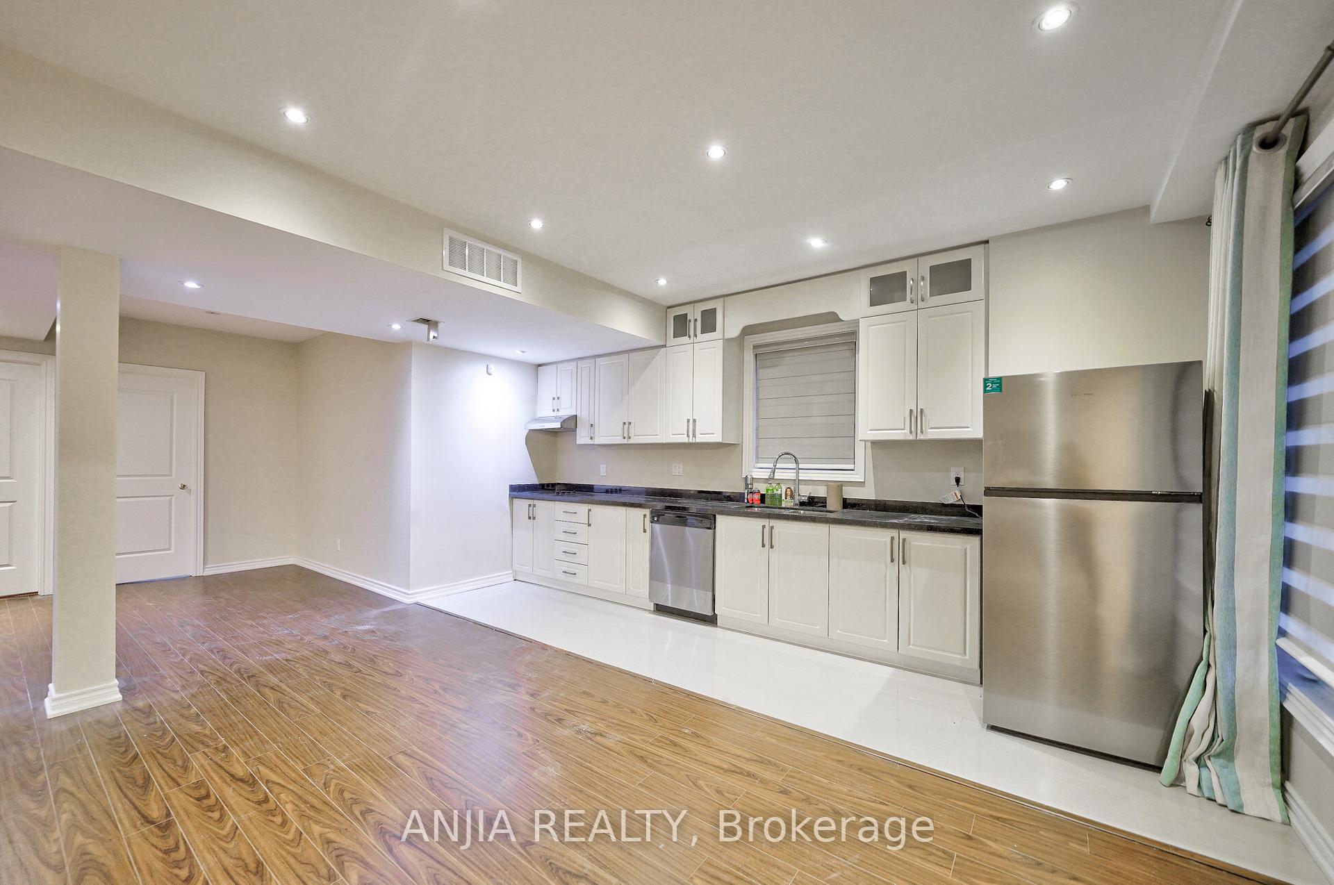 Photo 14 of 21 Royal West Road, Markham, Devil's Elbow — HOMEH