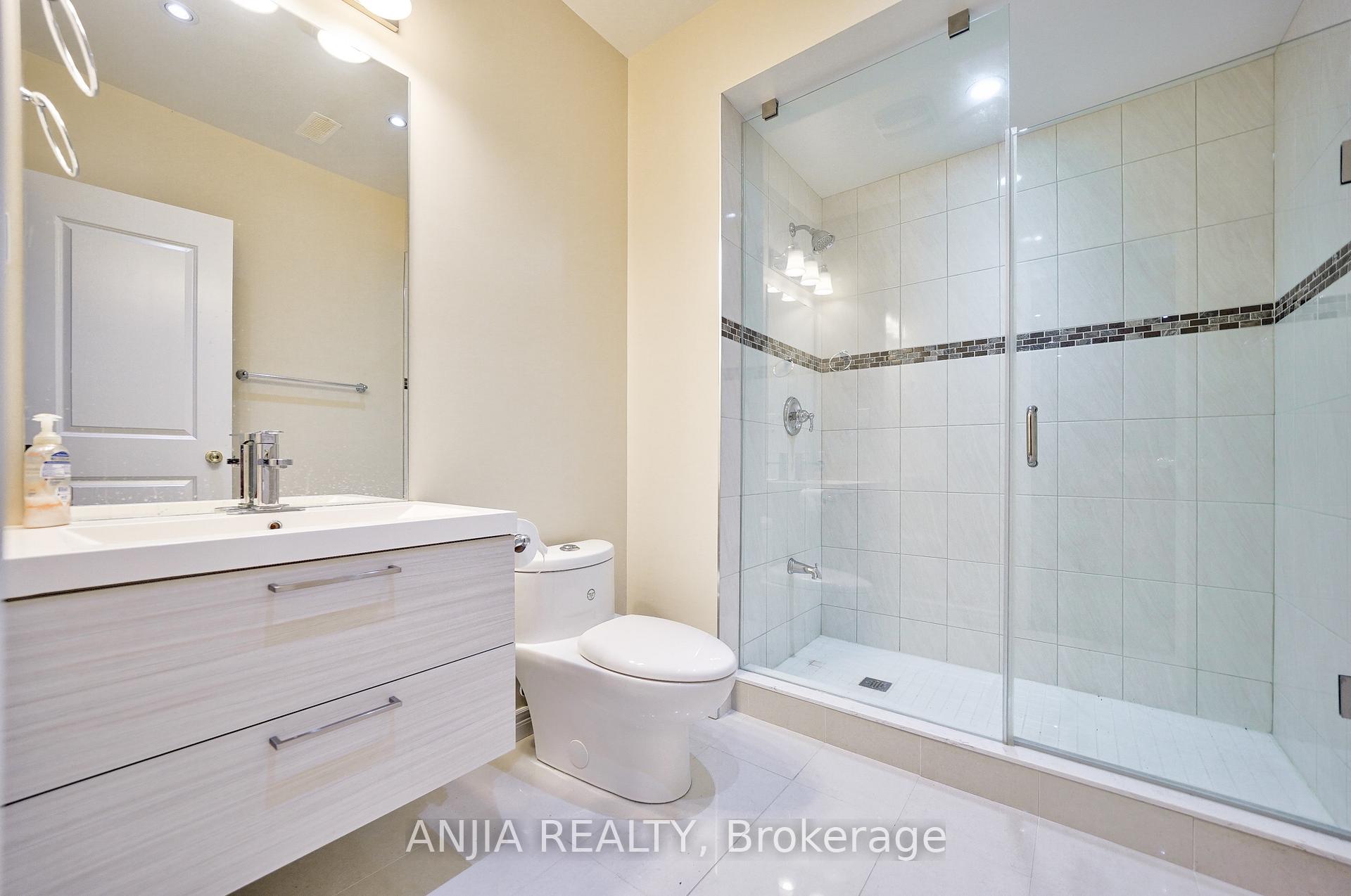Photo 17 of 21 Royal West Road, Markham, Devil's Elbow — HOMEH