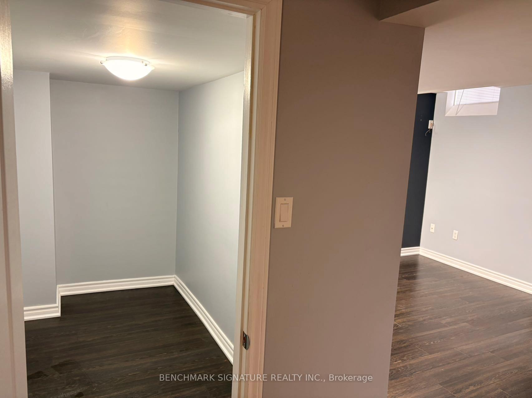 Photo 8 of 1 woodruff Road, Markham, Cachet — HOMEH