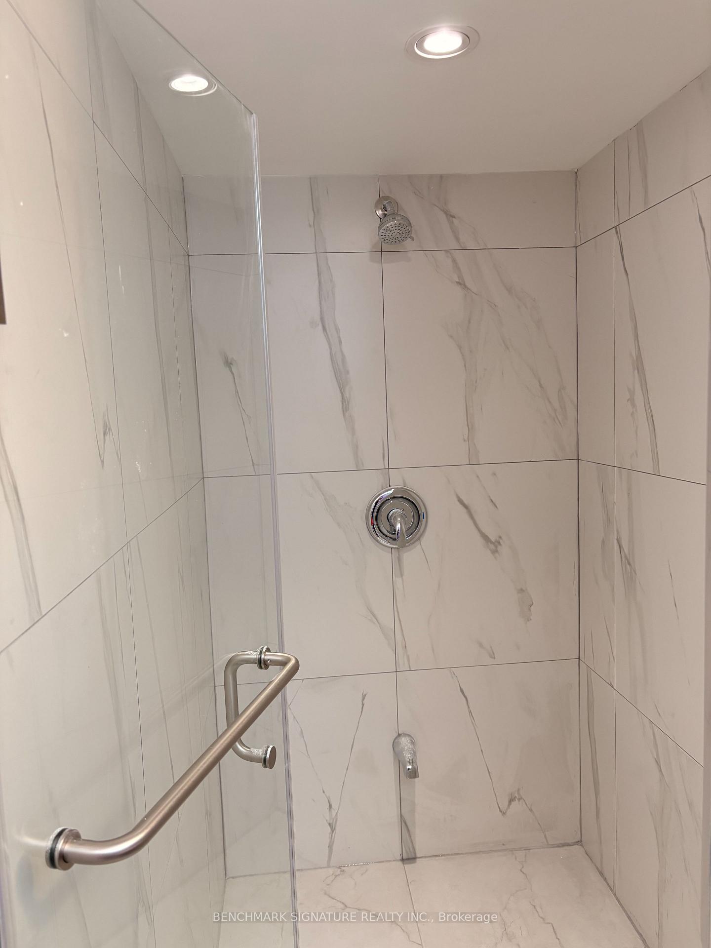 Photo 6 of 1 woodruff Road, Markham, Cachet — HOMEH