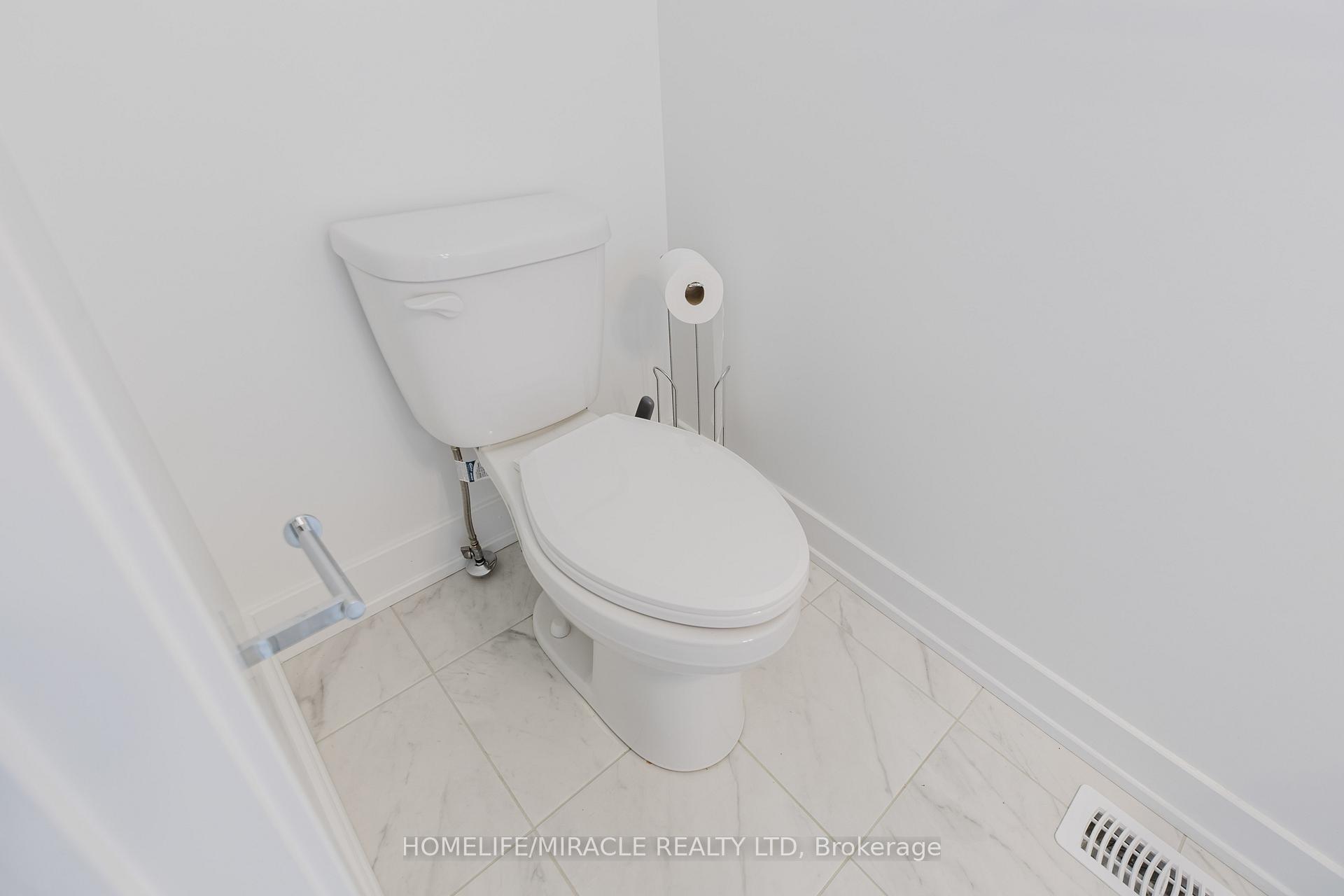 Photo 4 of 815 Wooler Place, Ottawa, Leitrim — HOMEH