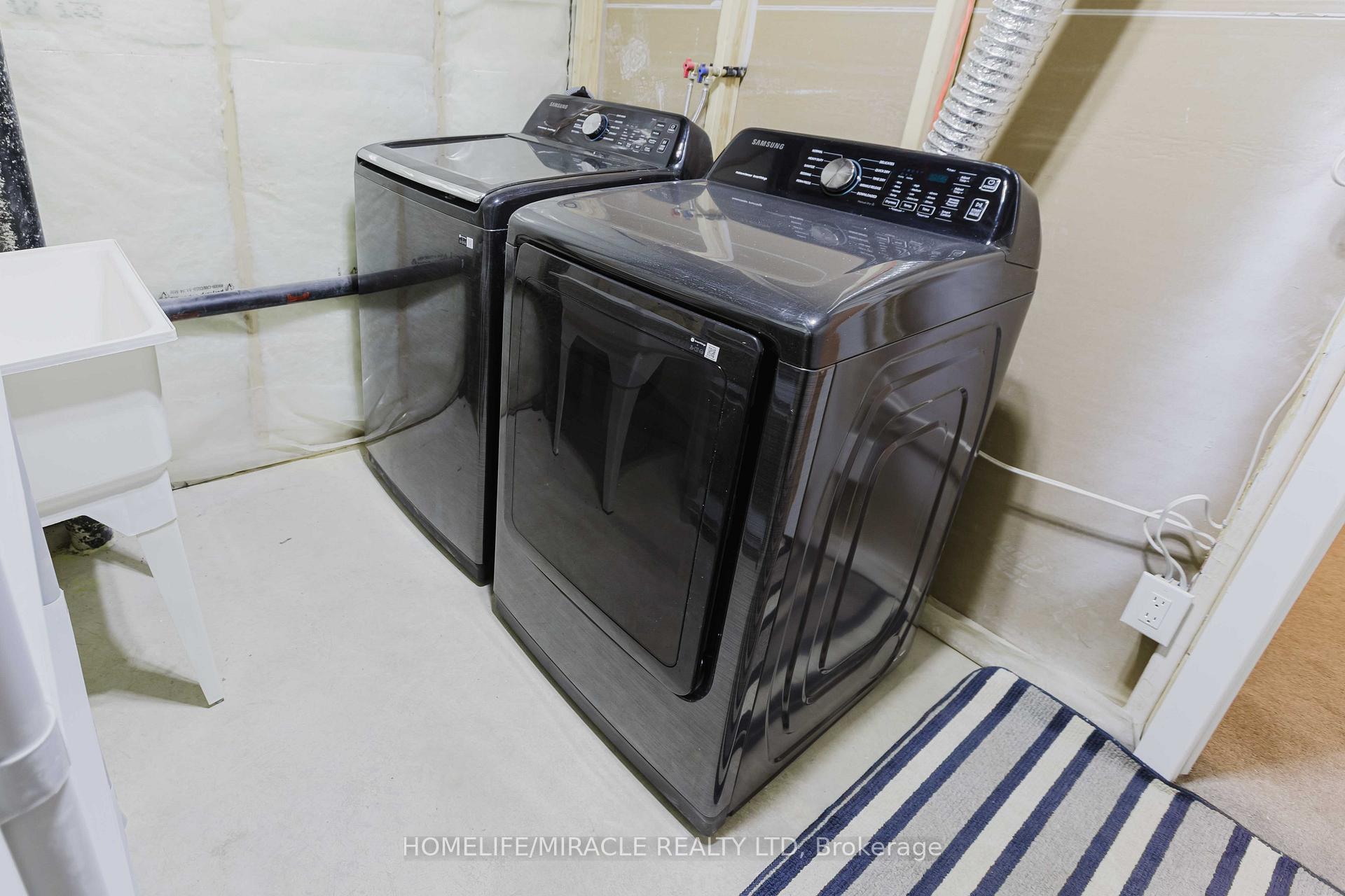 Photo 36 of 815 Wooler Place, Ottawa, Leitrim — HOMEH