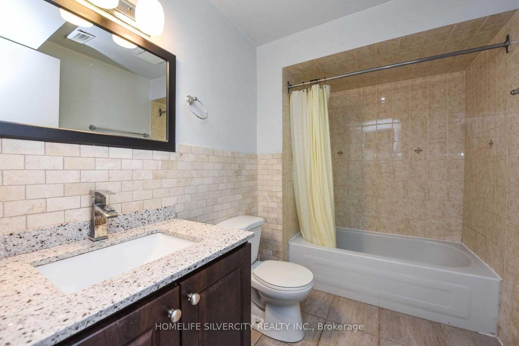 Photo 8 of 300 Royal Salisbury Way, Brampton, Madoc — HOMEH
