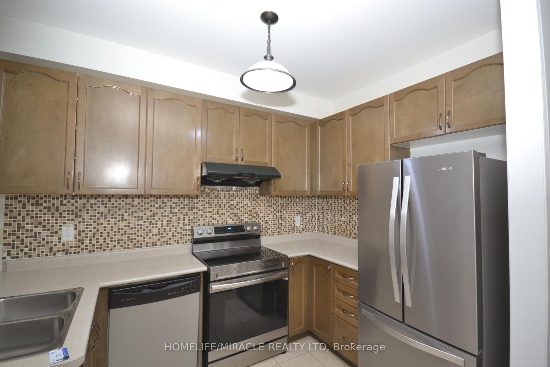 Photo 10 of 29 Portrush Trail, Brampton, Credit Valley — HOMEH