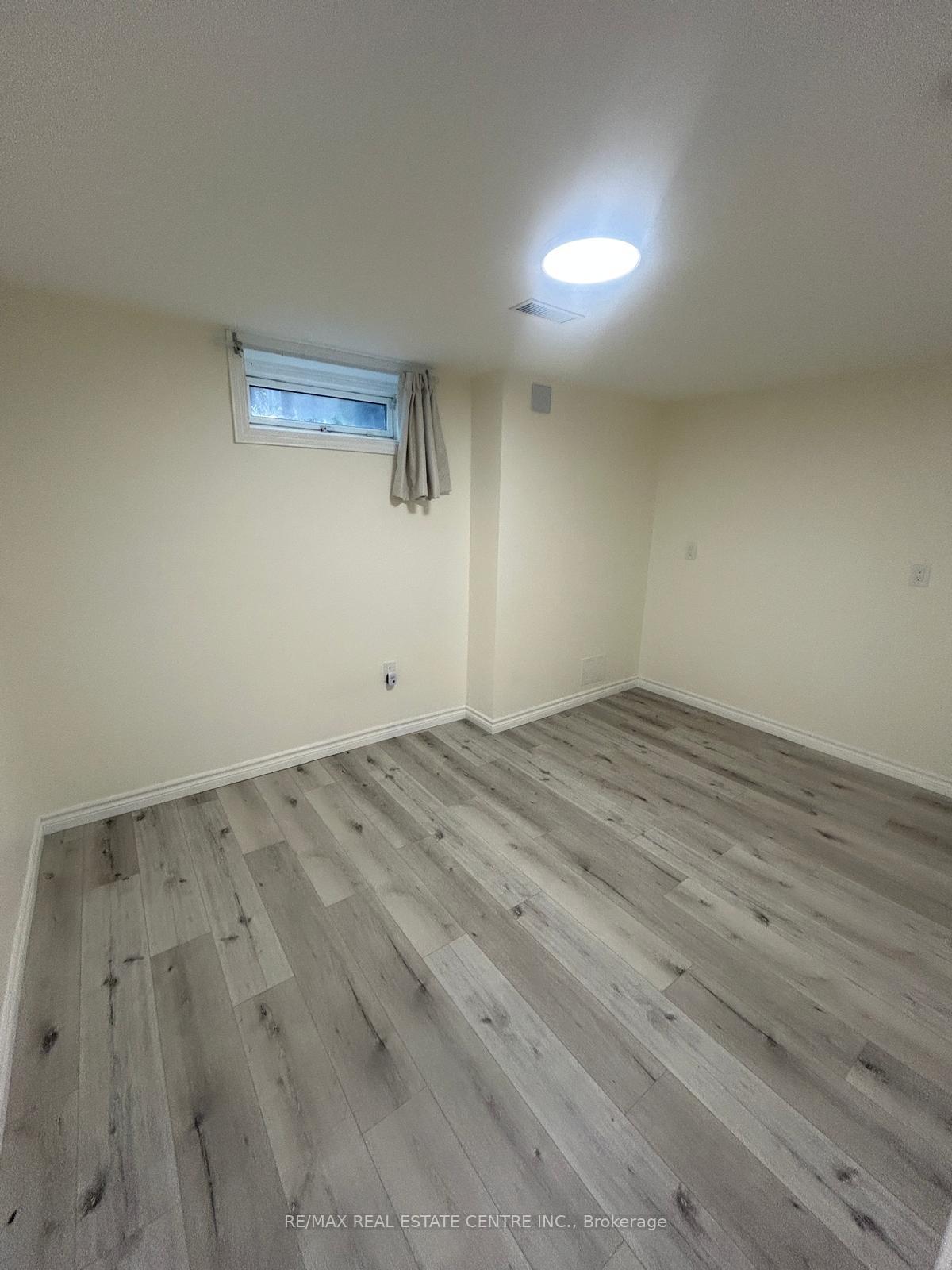 Photo 12 of Unit Lower, 10 San Remo Drive, Hamilton, Mountview — HOMEH