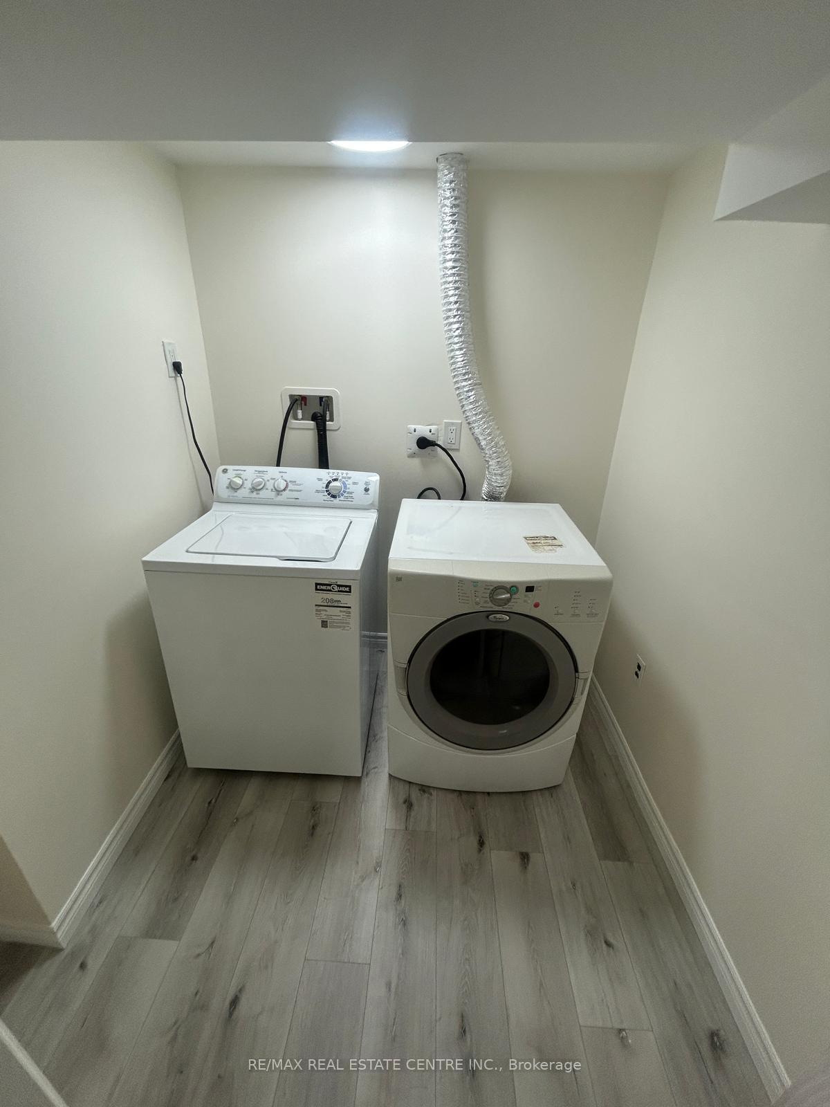 Photo 15 of Unit Lower, 10 San Remo Drive, Hamilton, Mountview — HOMEH