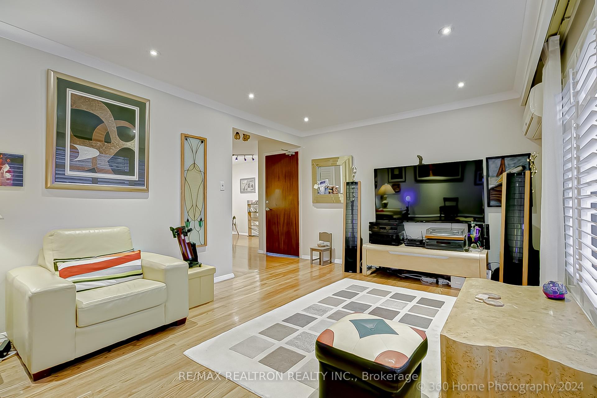 Photo 3 of 283 Glenforest Road, Toronto, Lawrence Park North — HOMEH