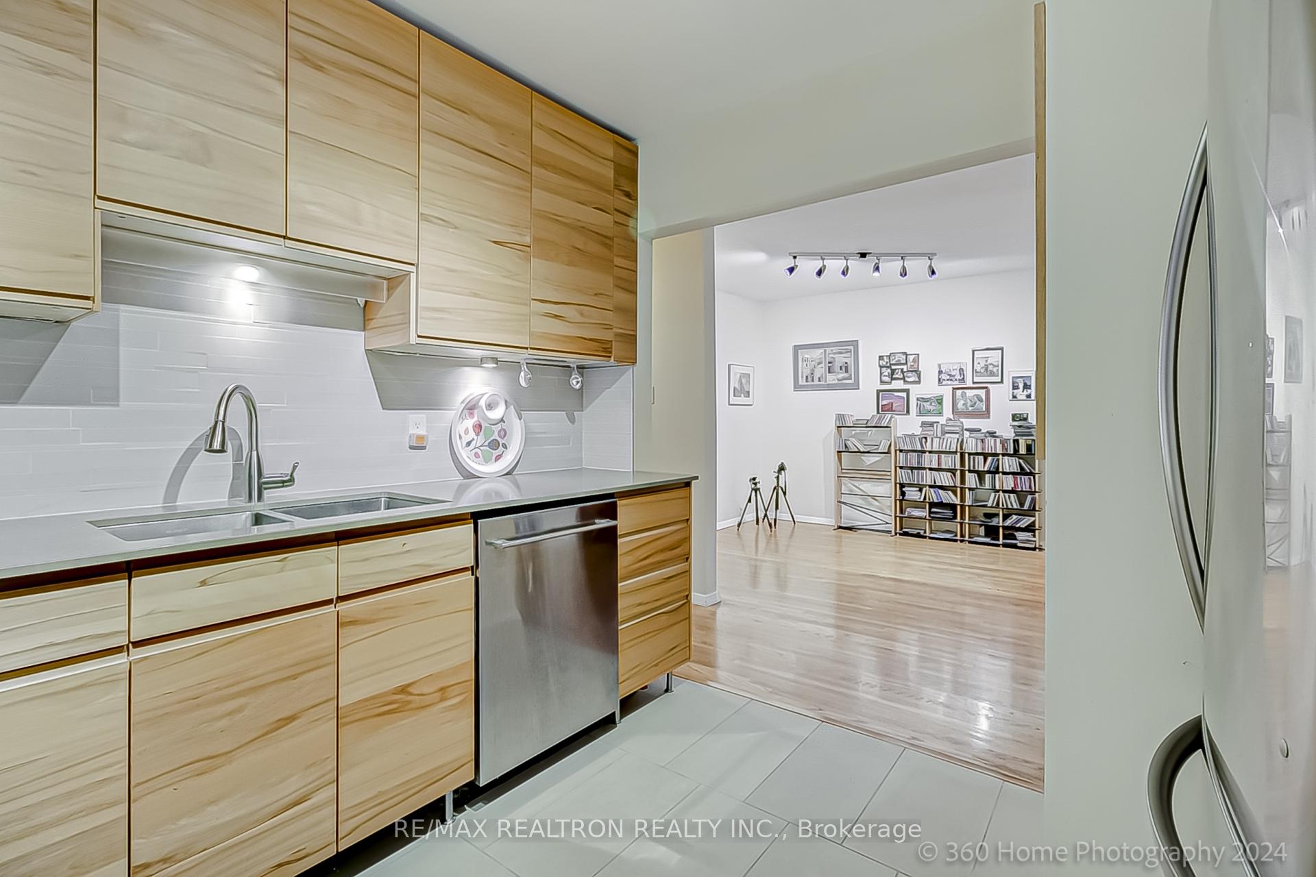 Photo 7 of 283 Glenforest Road, Toronto, Lawrence Park North — HOMEH